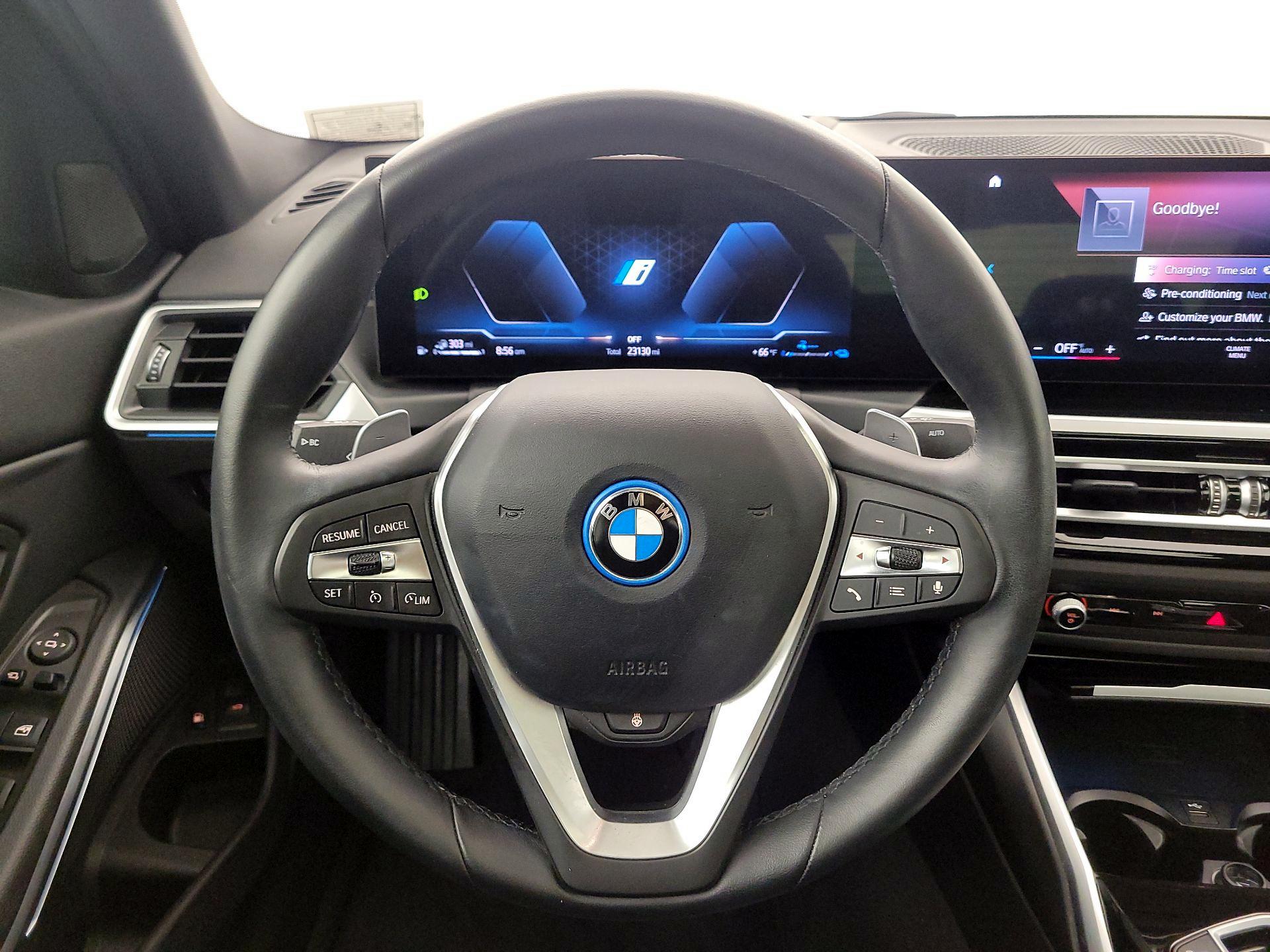 Thumbnail: 2023 BMW 3 Series - 10