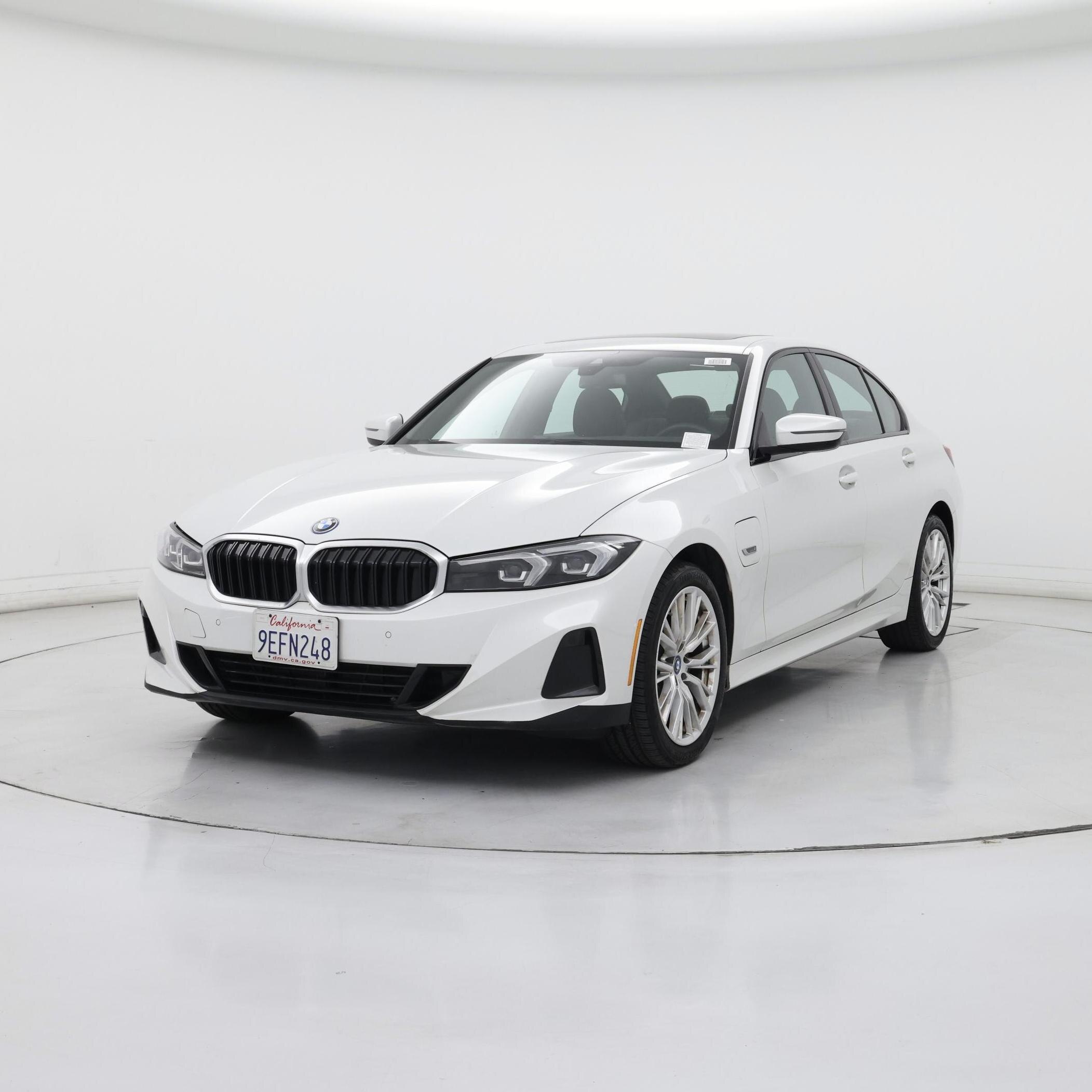 Thumbnail: 2023 BMW 3 Series - 4