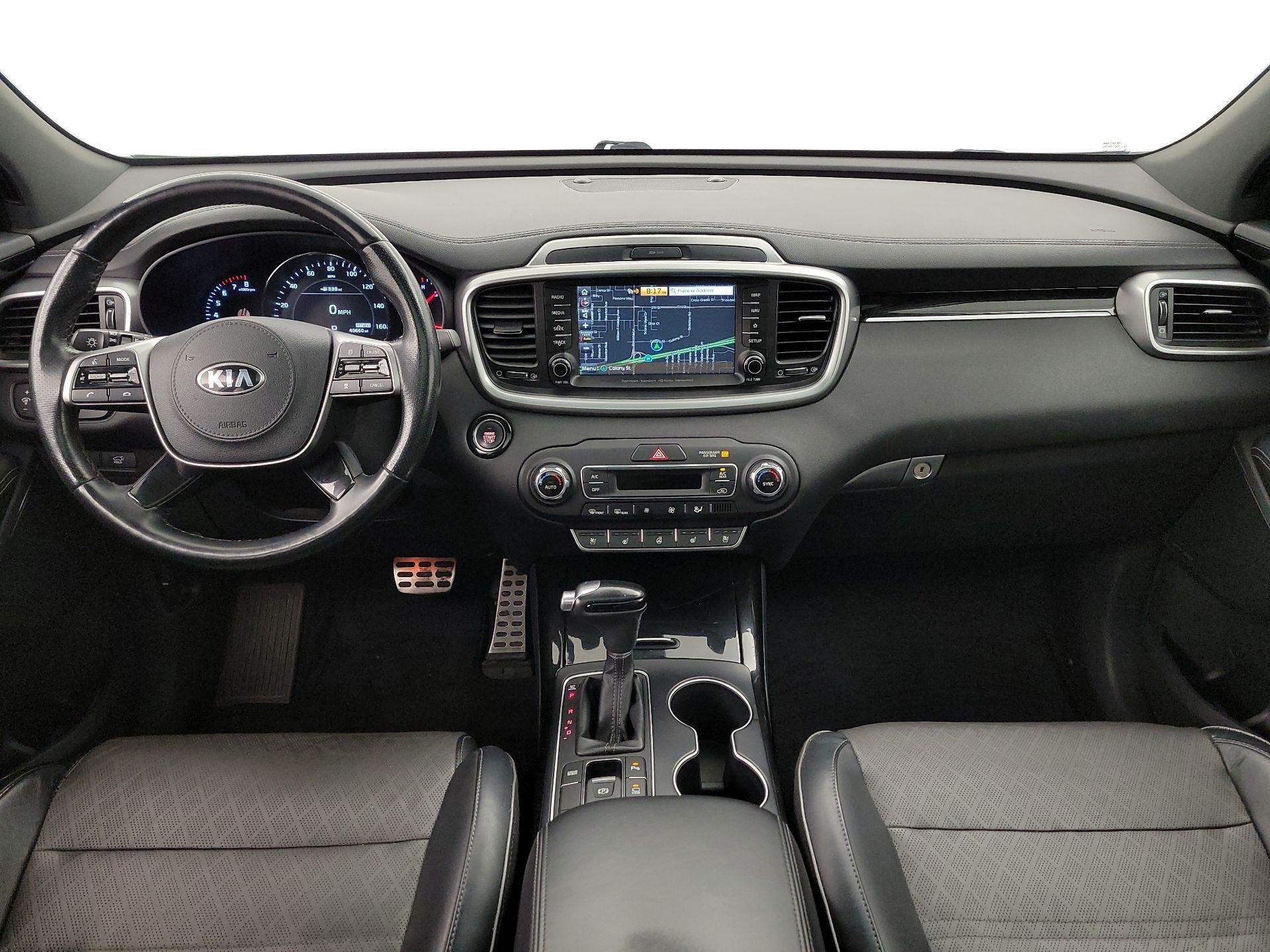 Thumbnail: 2019 Kia Sorento - 9