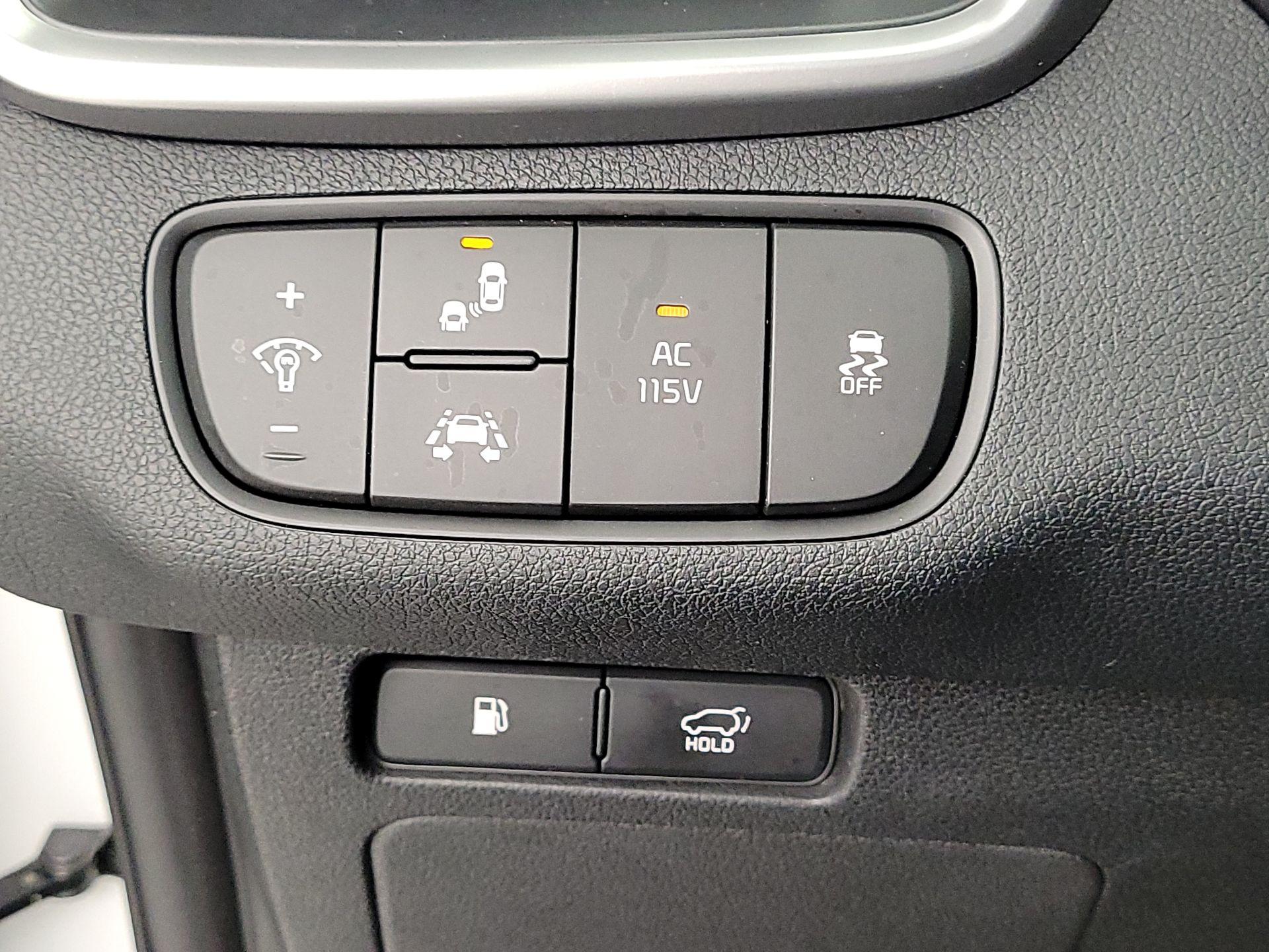 Thumbnail: 2019 Kia Sorento - 13