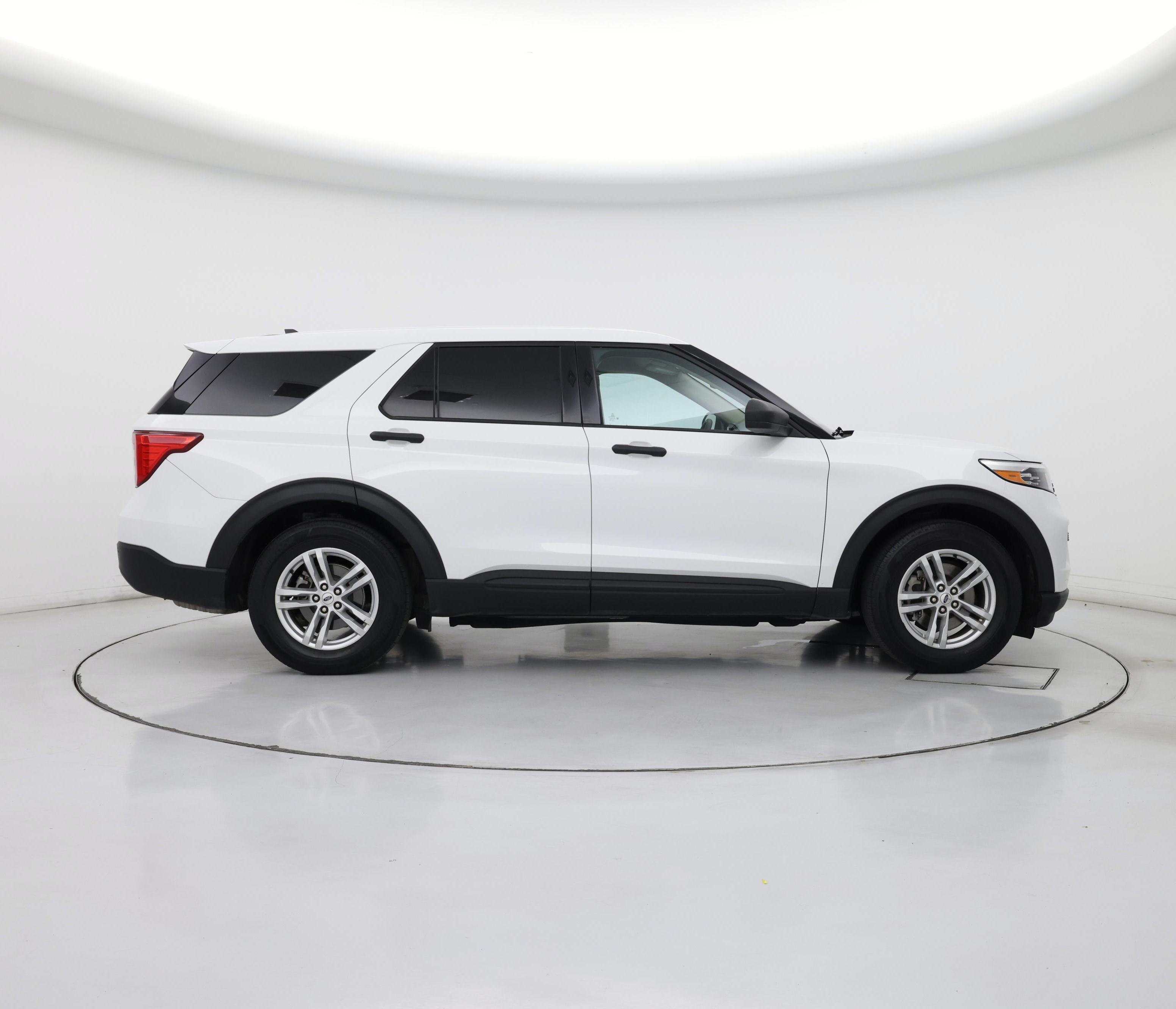 Thumbnail: 2022 Ford Explorer - 7
