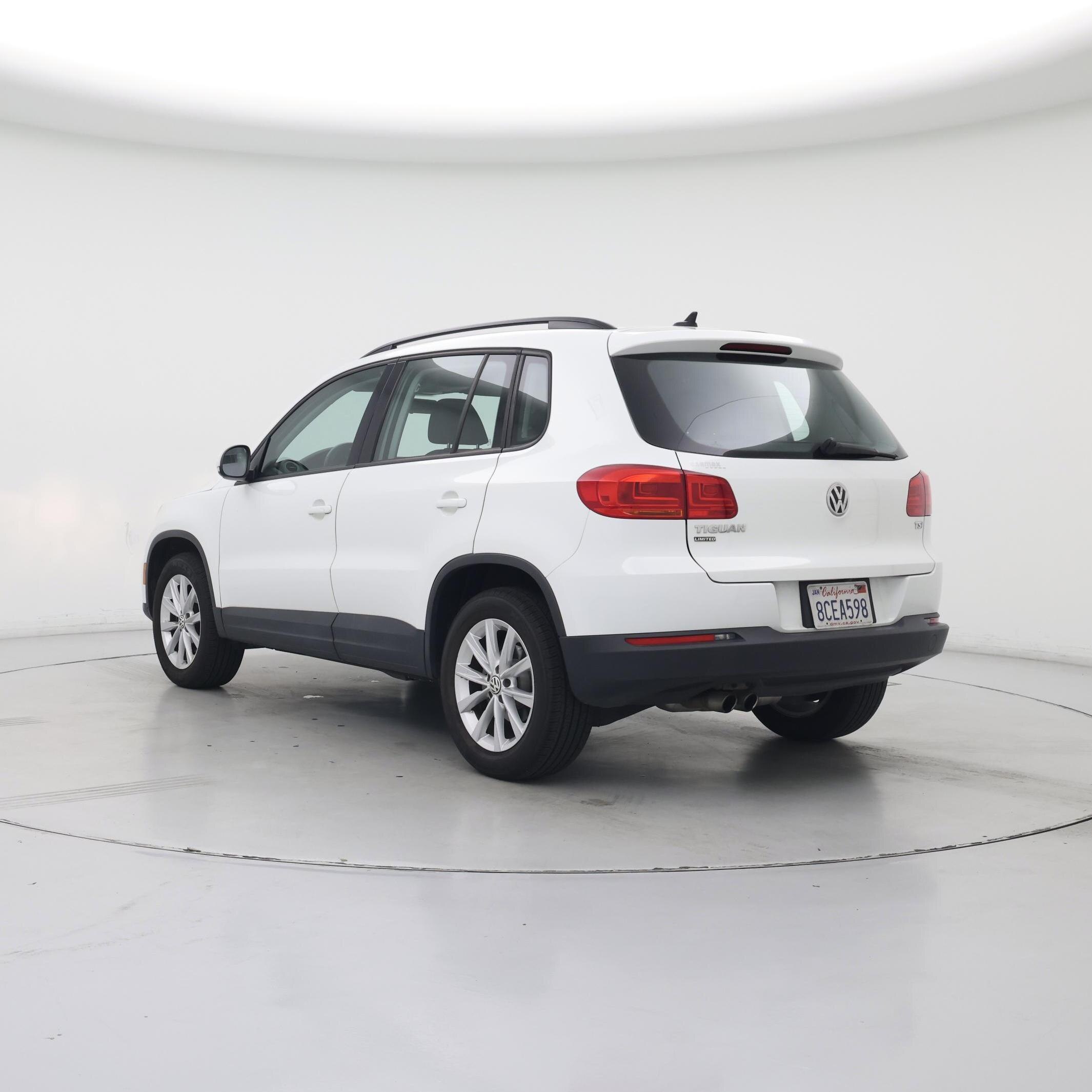Thumbnail: 2017 Volkswagen Tiguan - 2