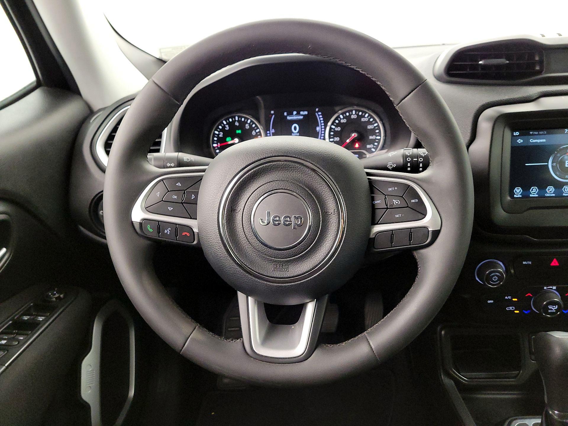 Thumbnail: 2020 Jeep Renegade - 10