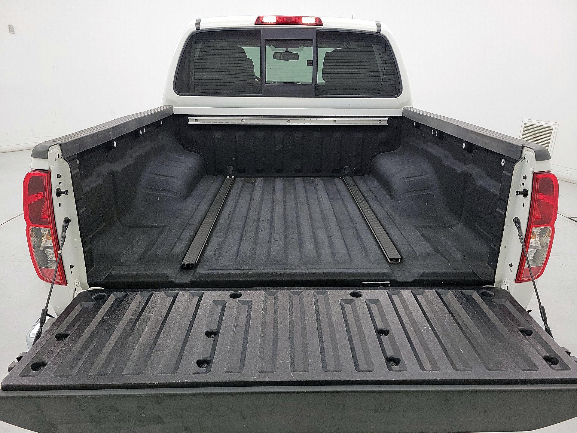 Thumbnail: 2019 Nissan Frontier - 20