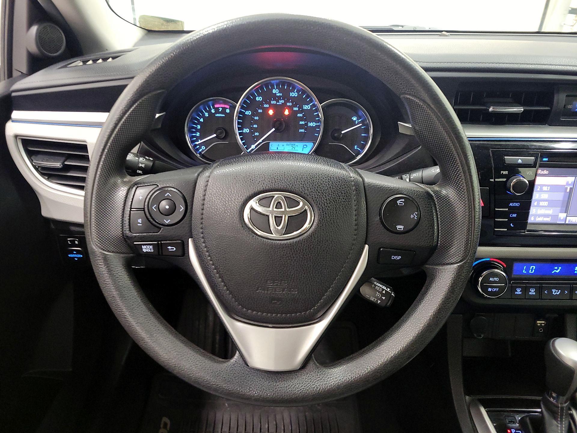 Thumbnail: 2016 Toyota Corolla - 10