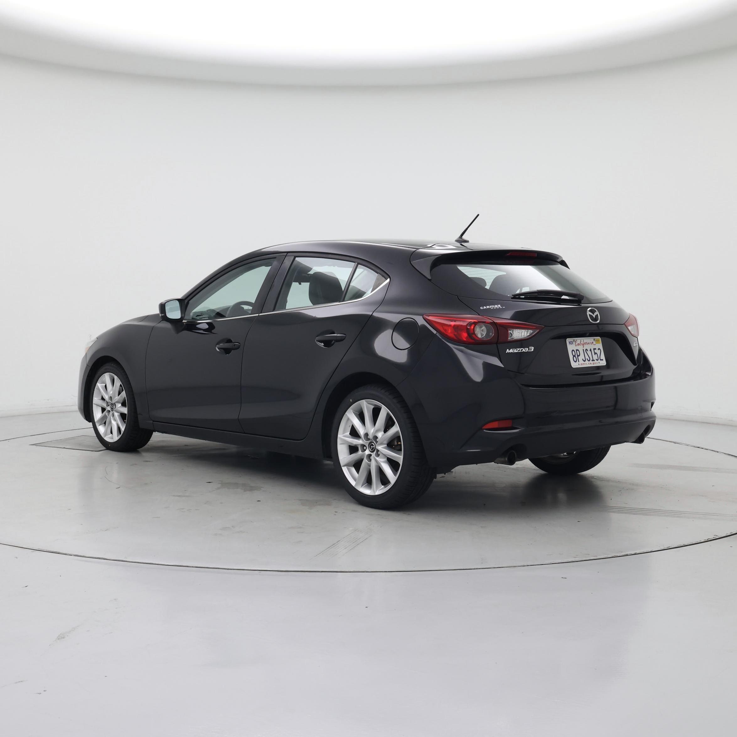 Thumbnail: 2017 Mazda Mazda3 - 2