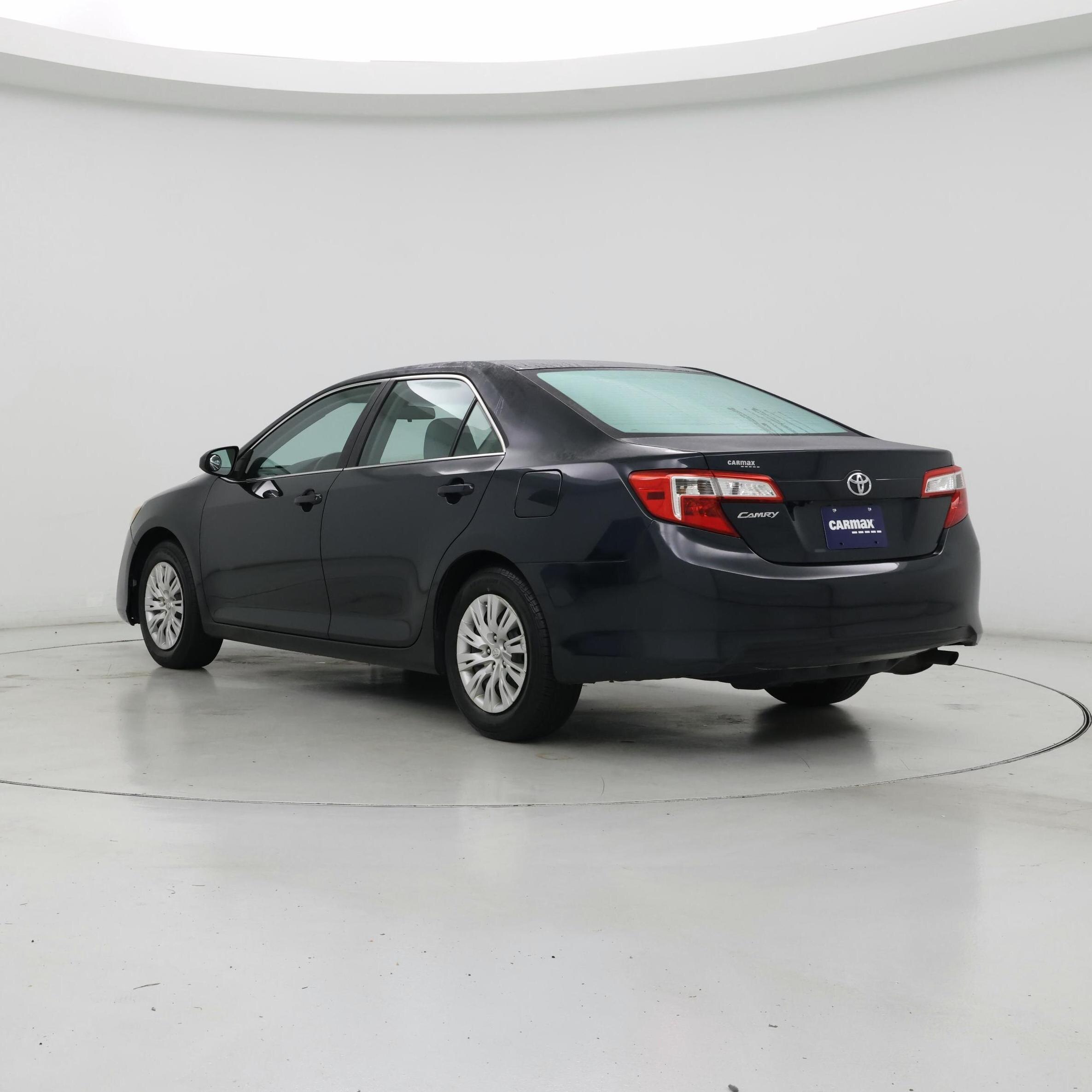 Thumbnail: 2014 Toyota Camry - 2