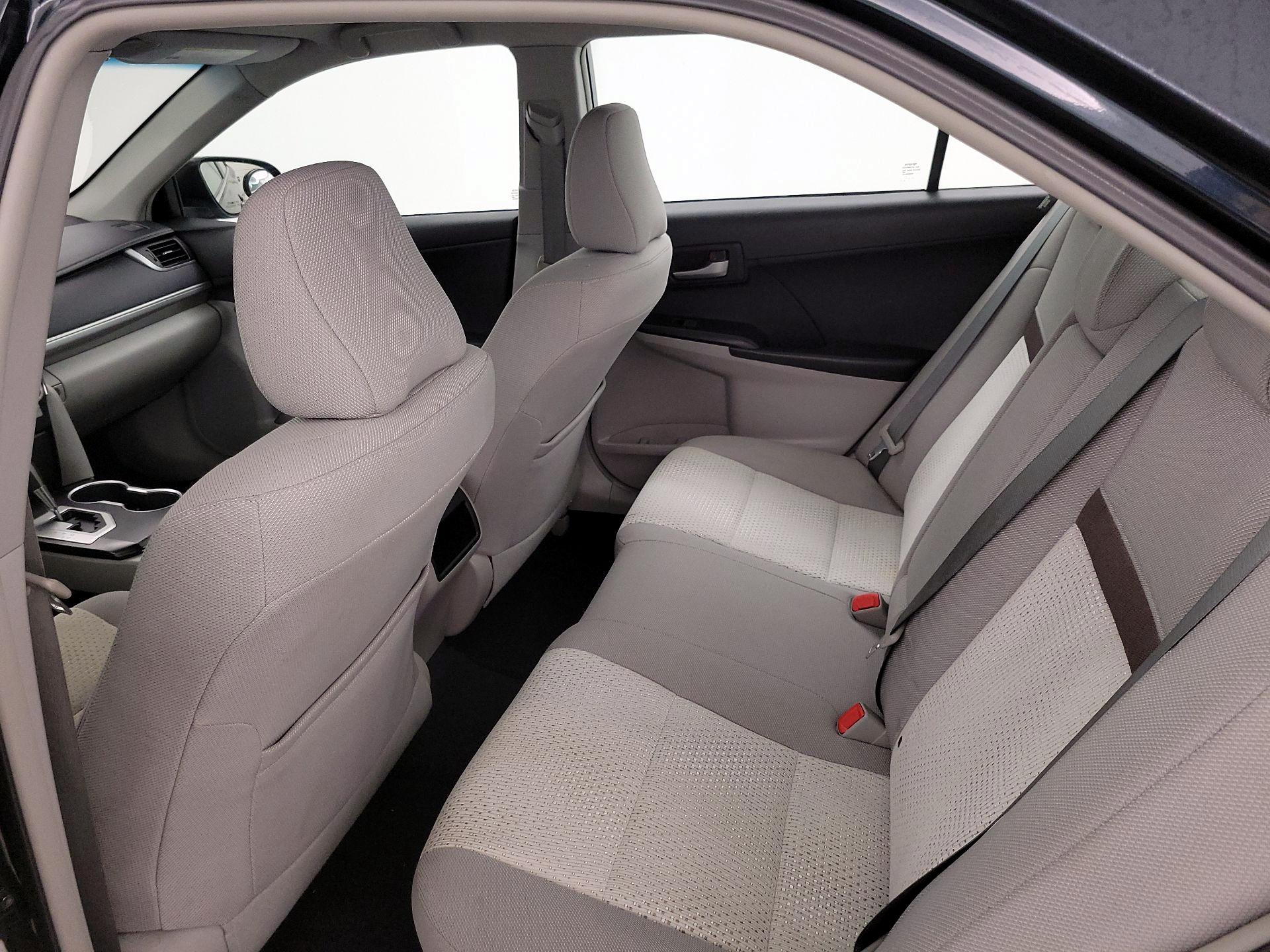 Thumbnail: 2014 Toyota Camry - 19