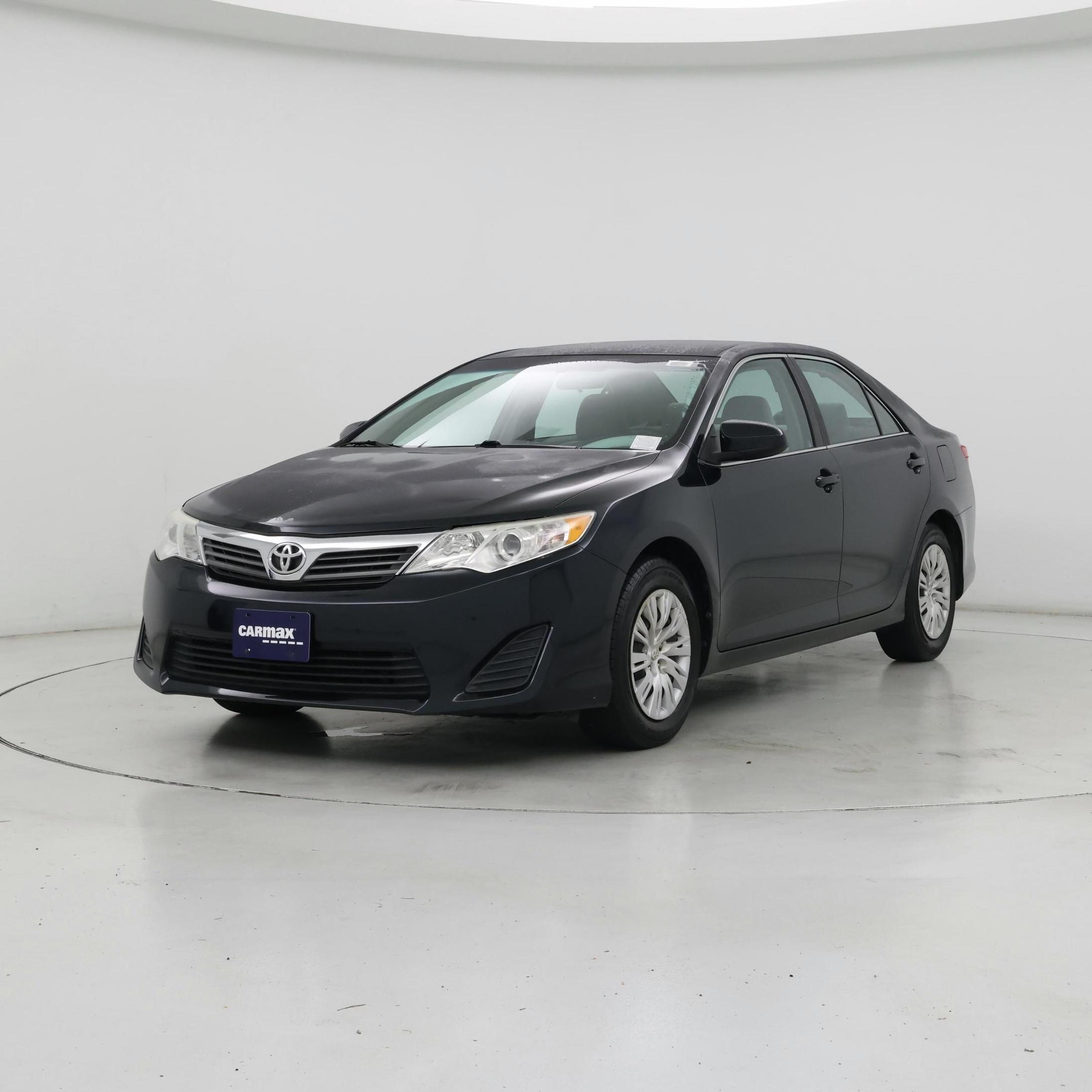 Thumbnail: 2014 Toyota Camry - 4