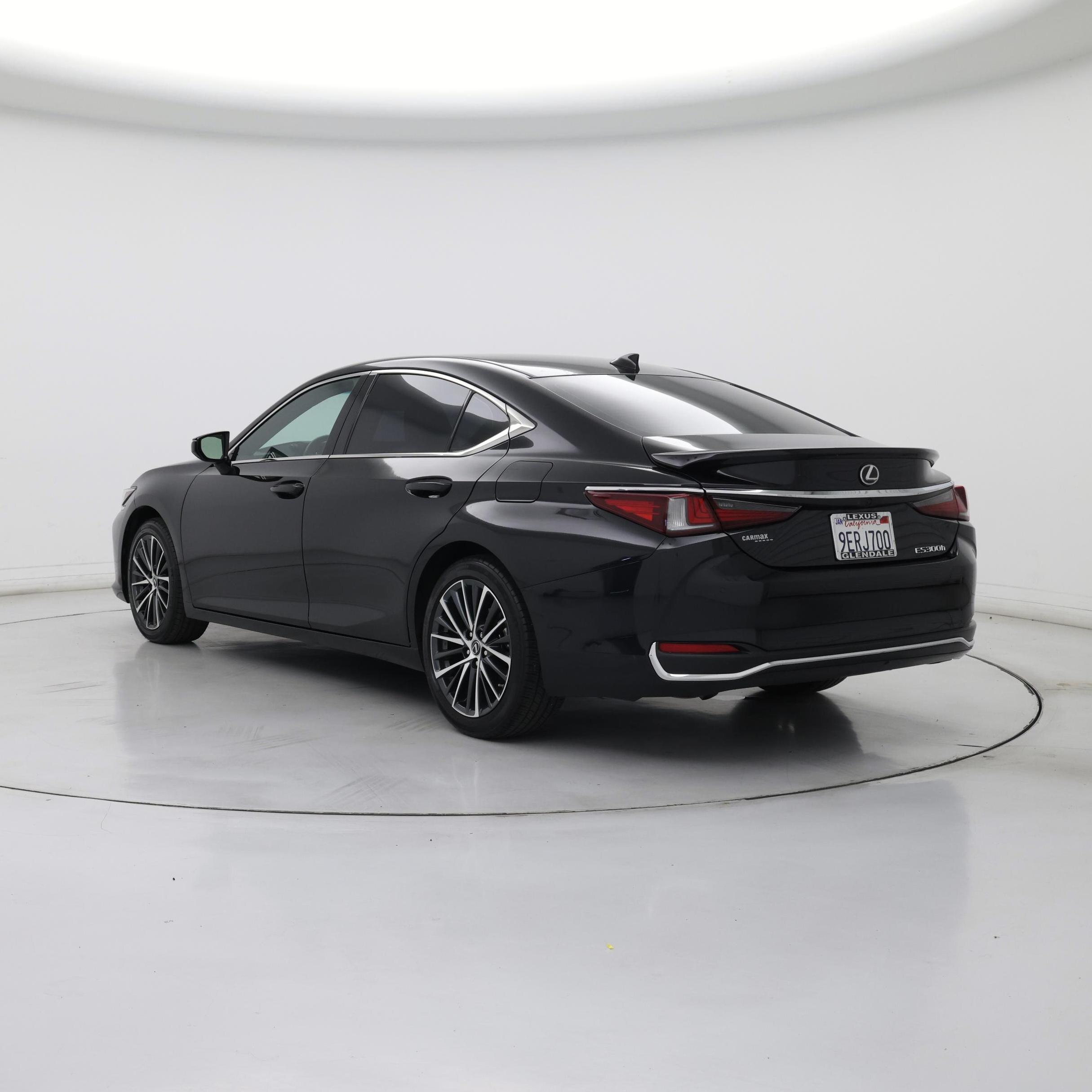 Thumbnail: 2023 Lexus ES - 2