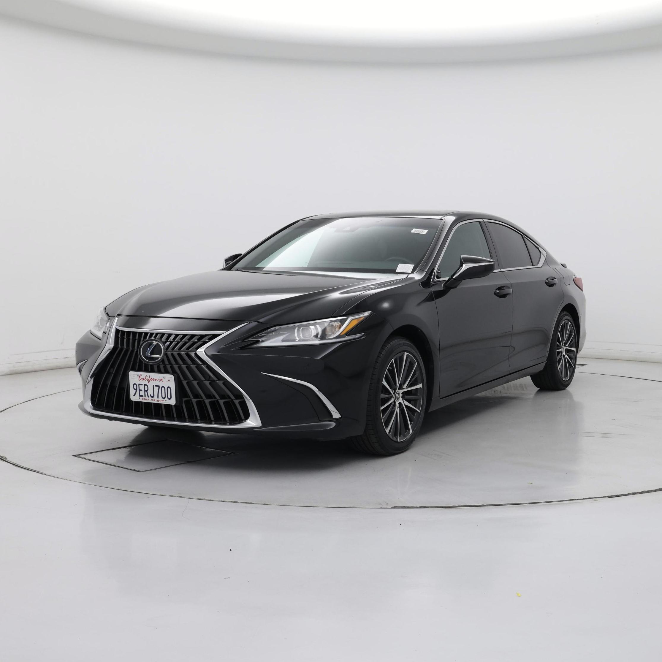 Thumbnail: 2023 Lexus ES - 4