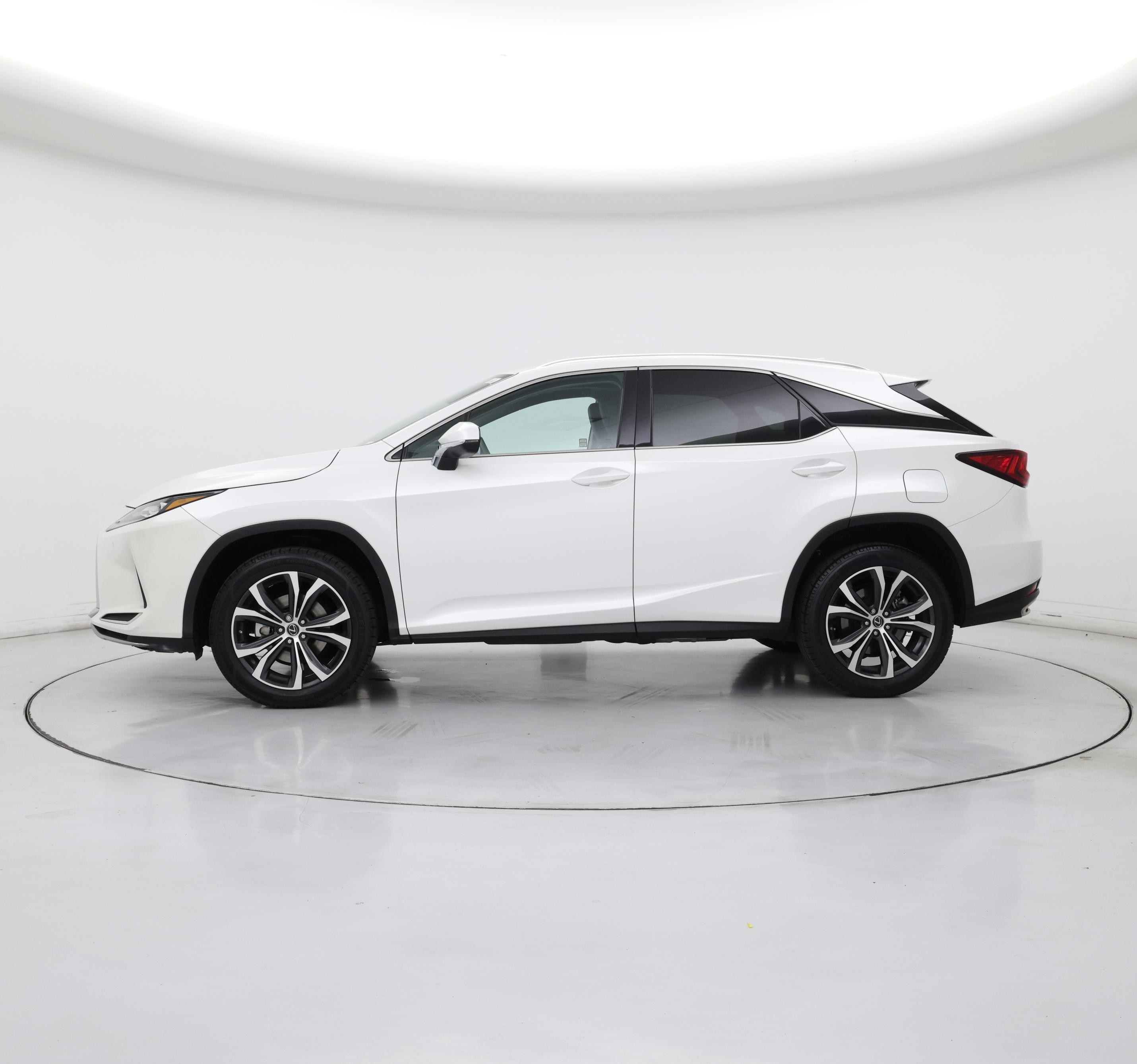 Thumbnail: 2021 Lexus RX - 3