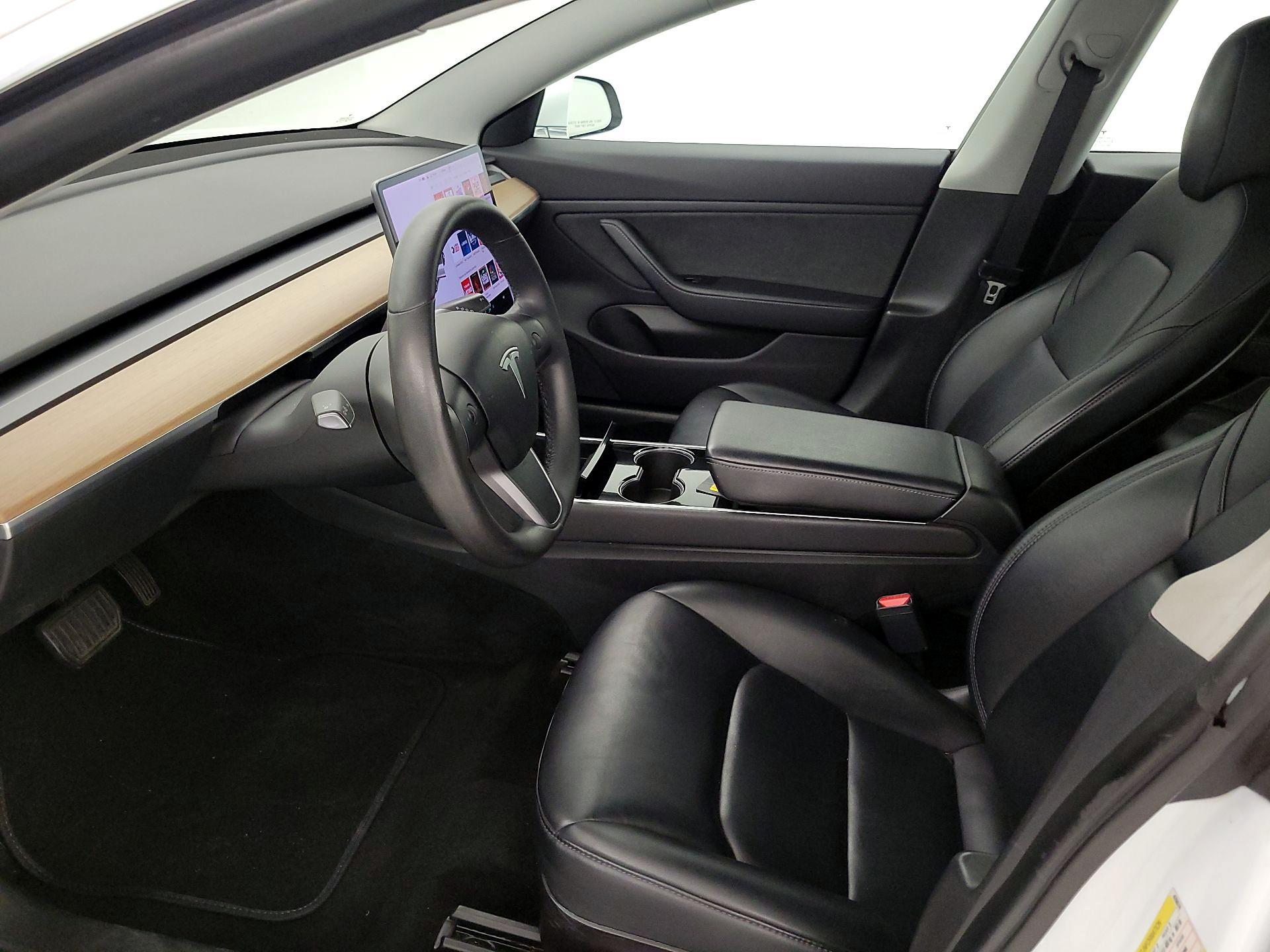 Thumbnail: 2019 Tesla Model 3 - 11