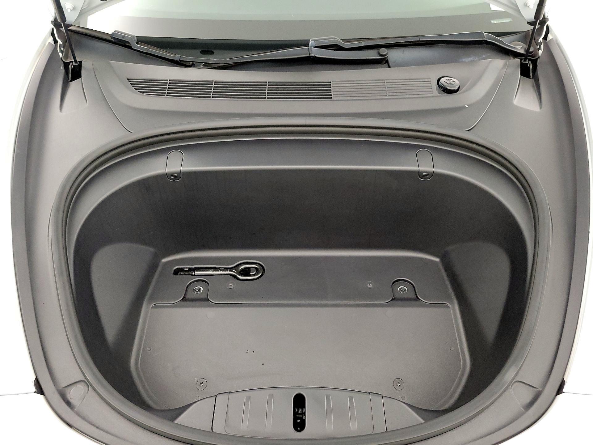 Thumbnail: 2019 Tesla Model 3 - 20