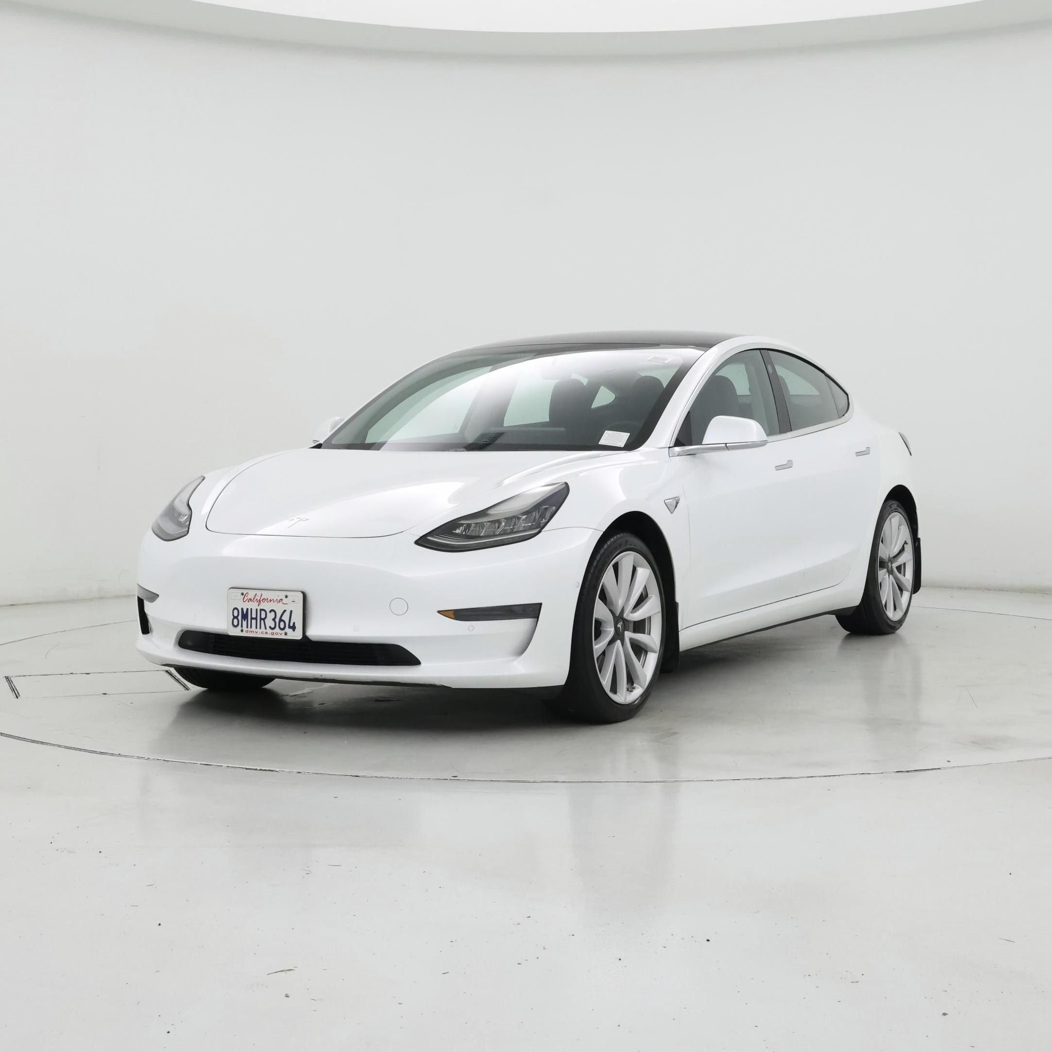 Thumbnail: 2019 Tesla Model 3 - 4