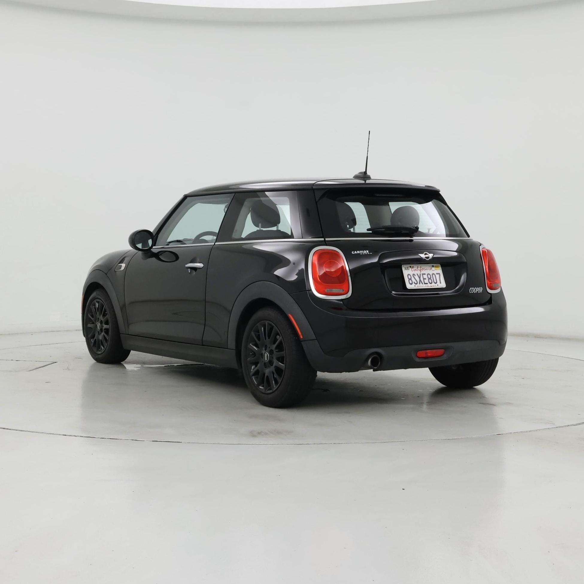 Thumbnail: 2017 MINI Cooper Hardtop - 2
