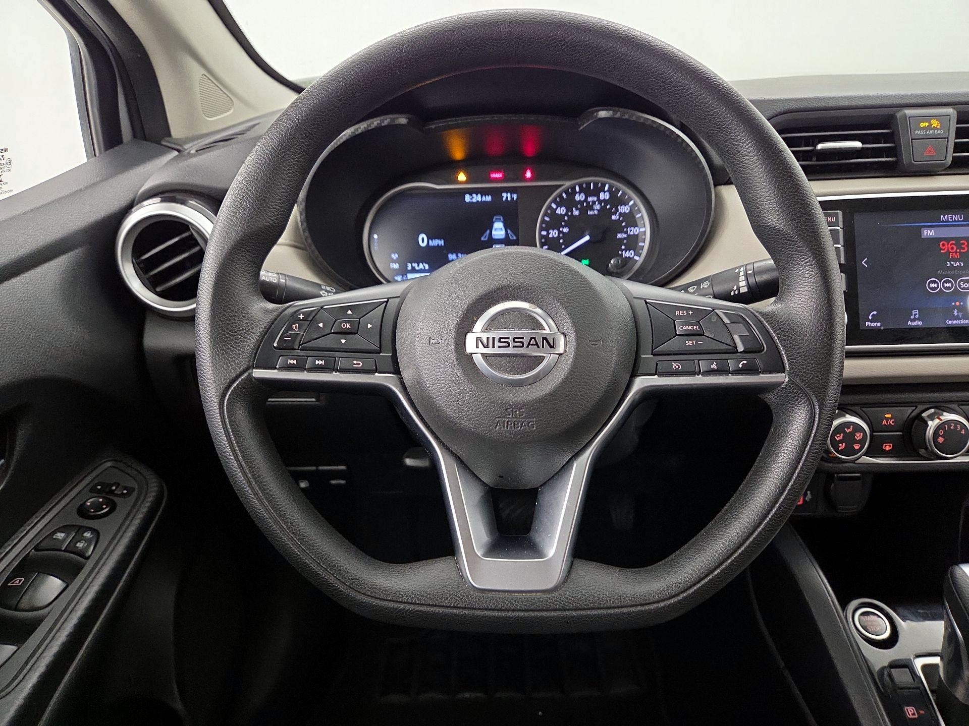 Thumbnail: 2021 Nissan Versa - 10