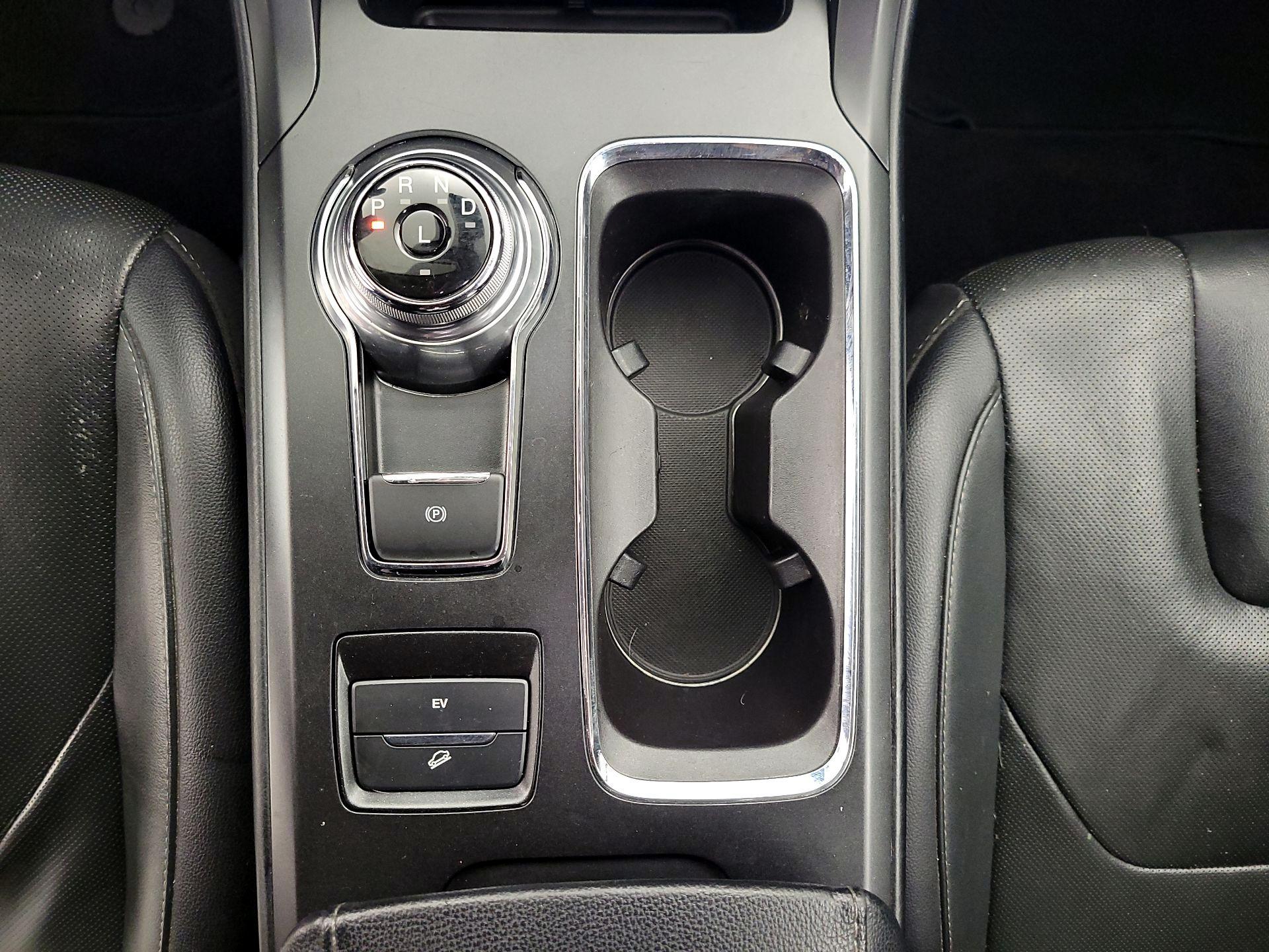Thumbnail: 2019 Ford Fusion - 18