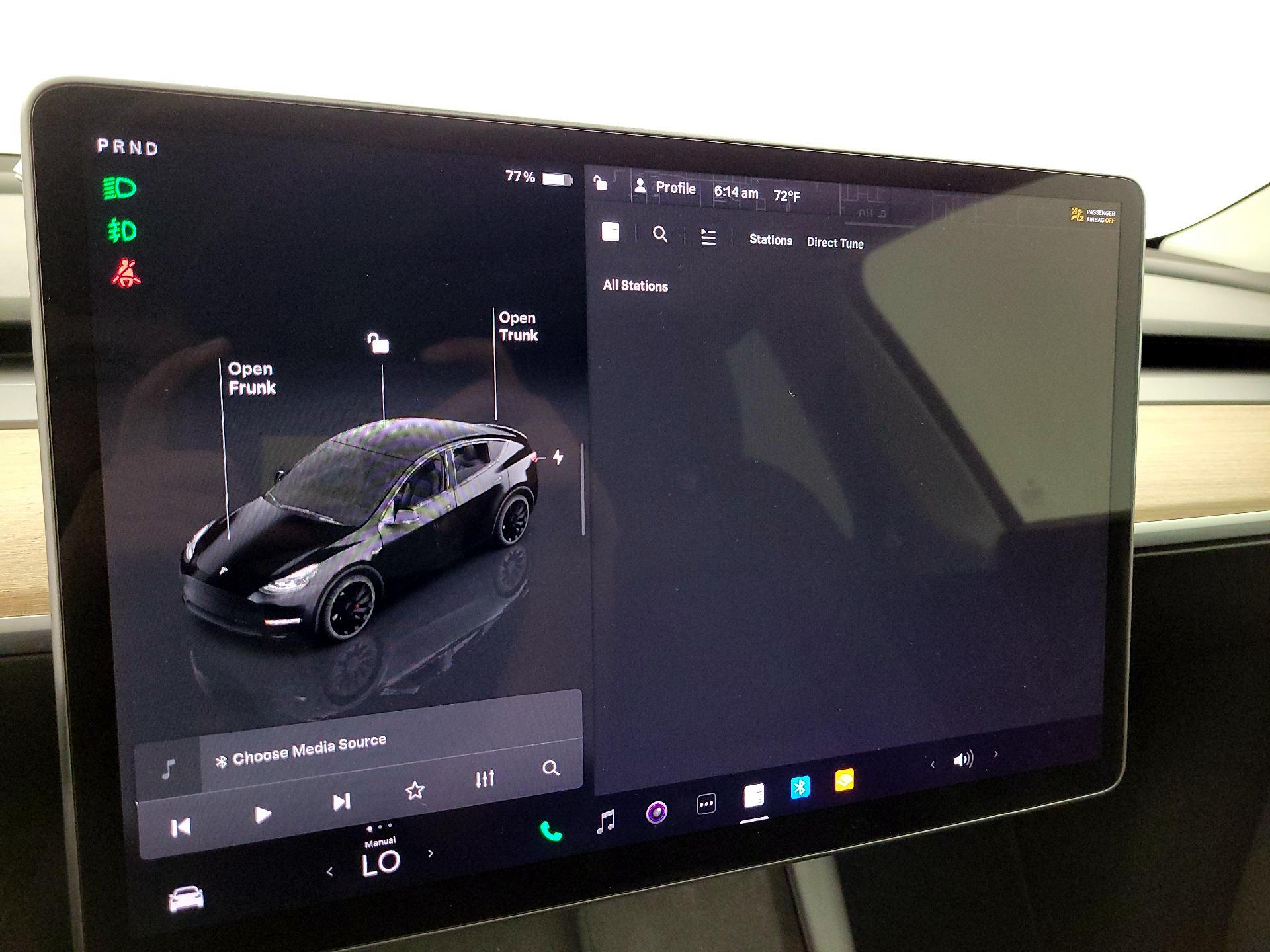 Thumbnail: 2022 Tesla Model Y - 15