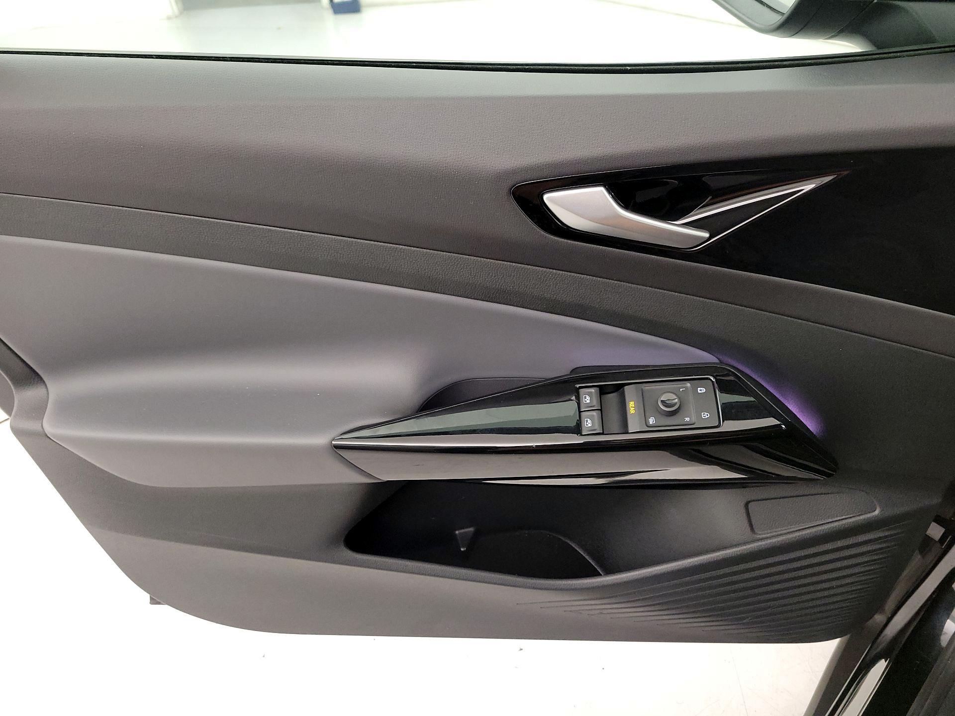 Thumbnail: 2022 Volkswagen ID.4 - 12