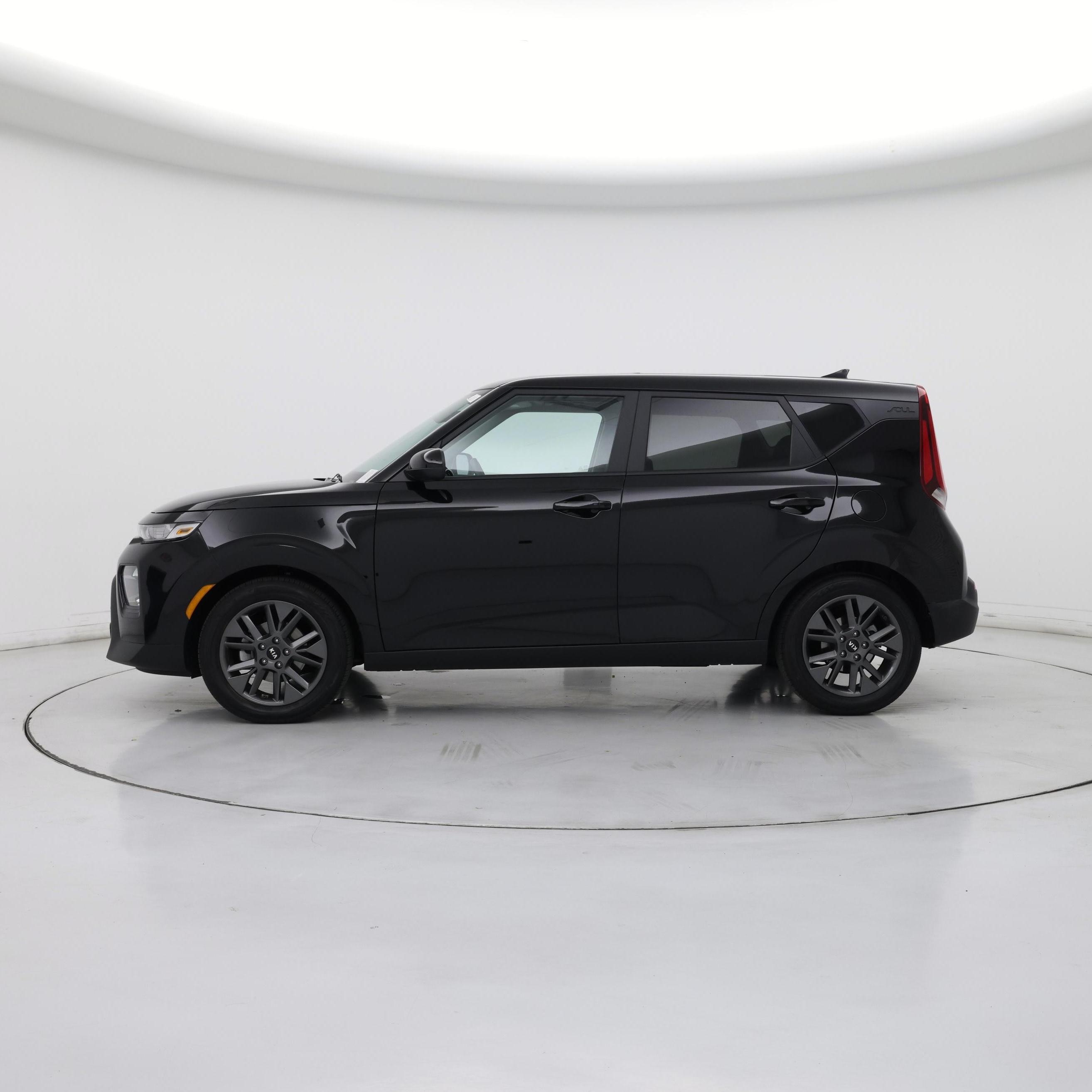 Thumbnail: 2021 Kia Soul - 3