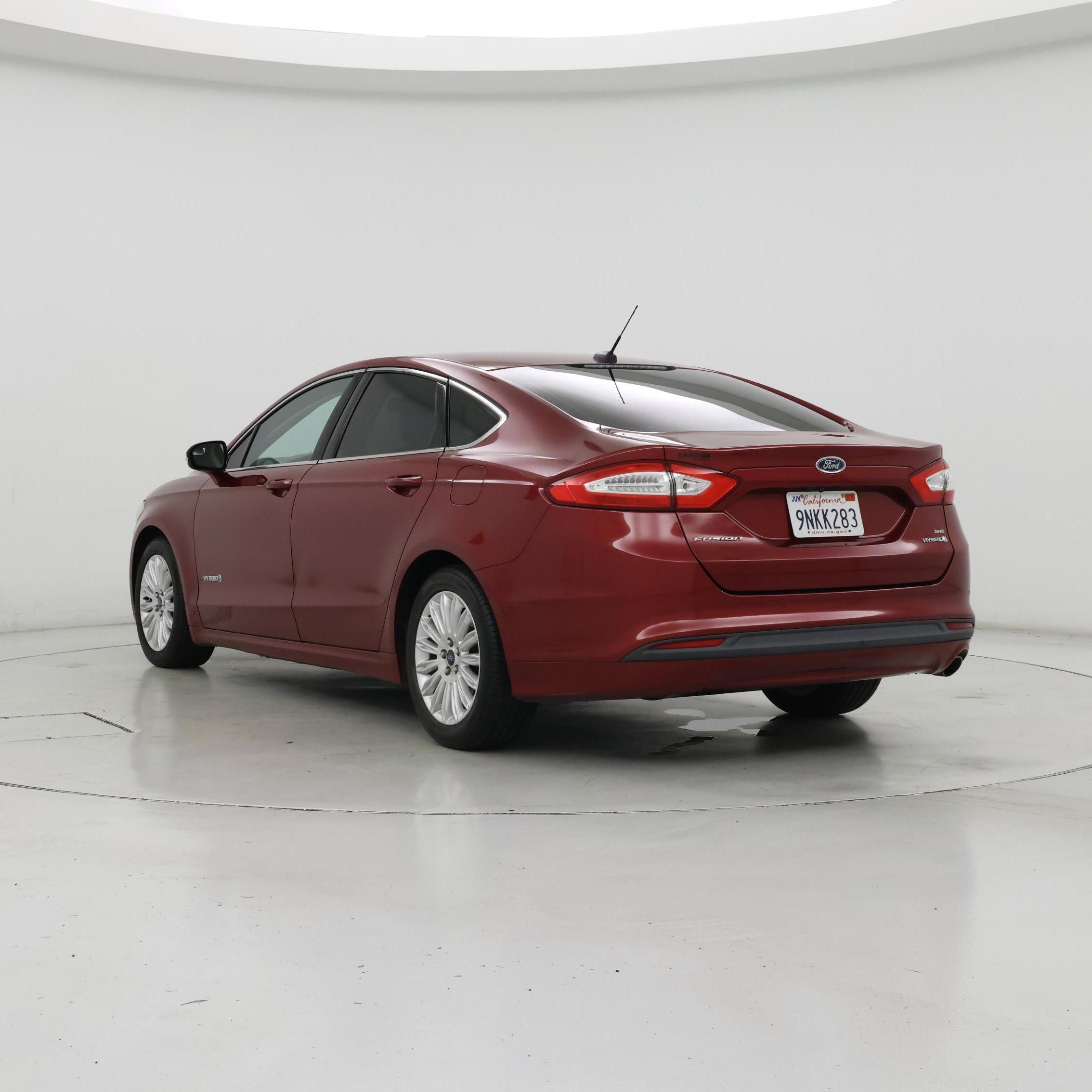 Thumbnail: 2016 Ford Fusion - 2