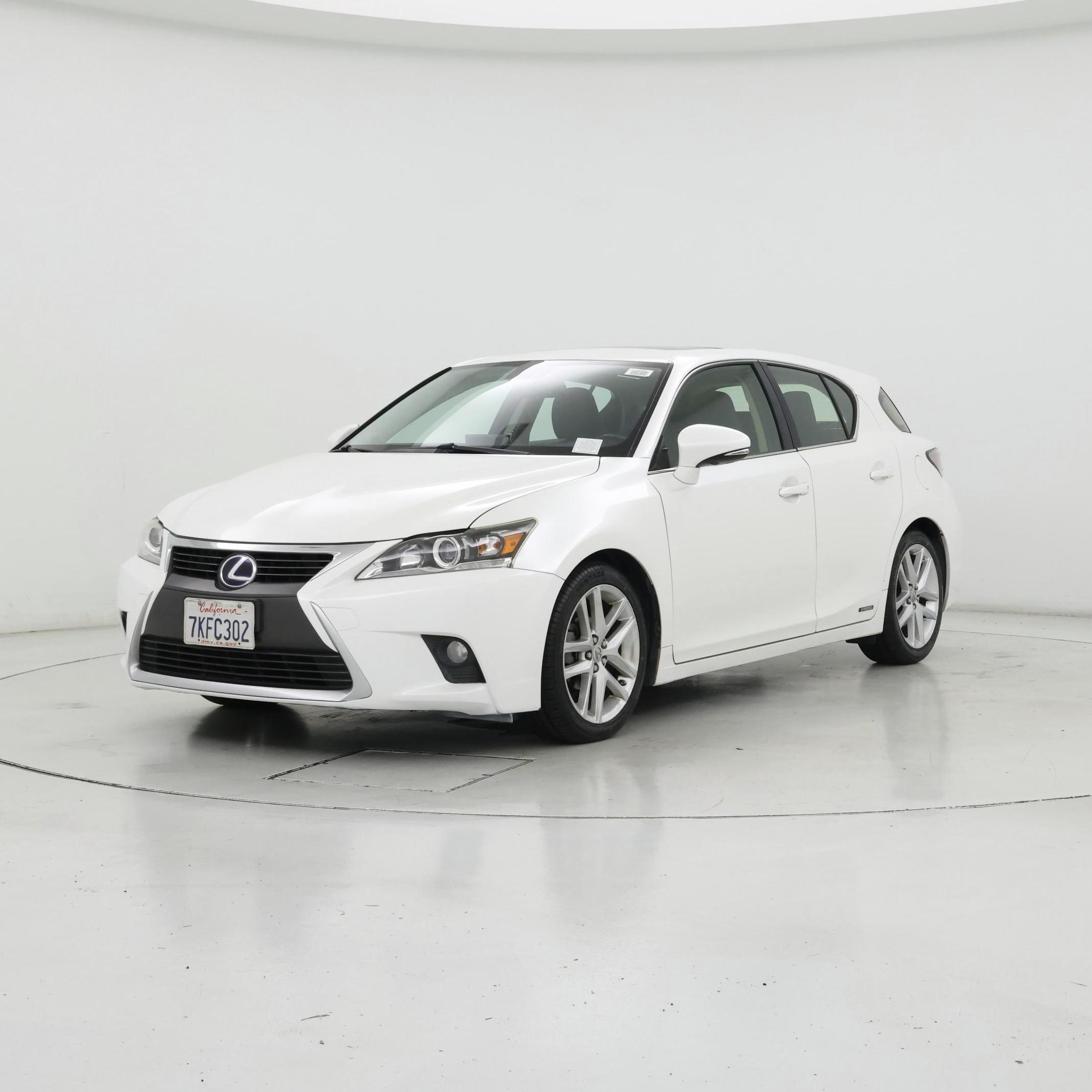 Thumbnail: 2015 Lexus CT - 4