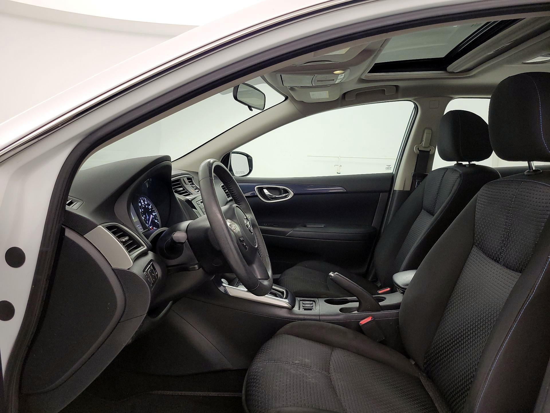 Thumbnail: 2017 Nissan Sentra - 19