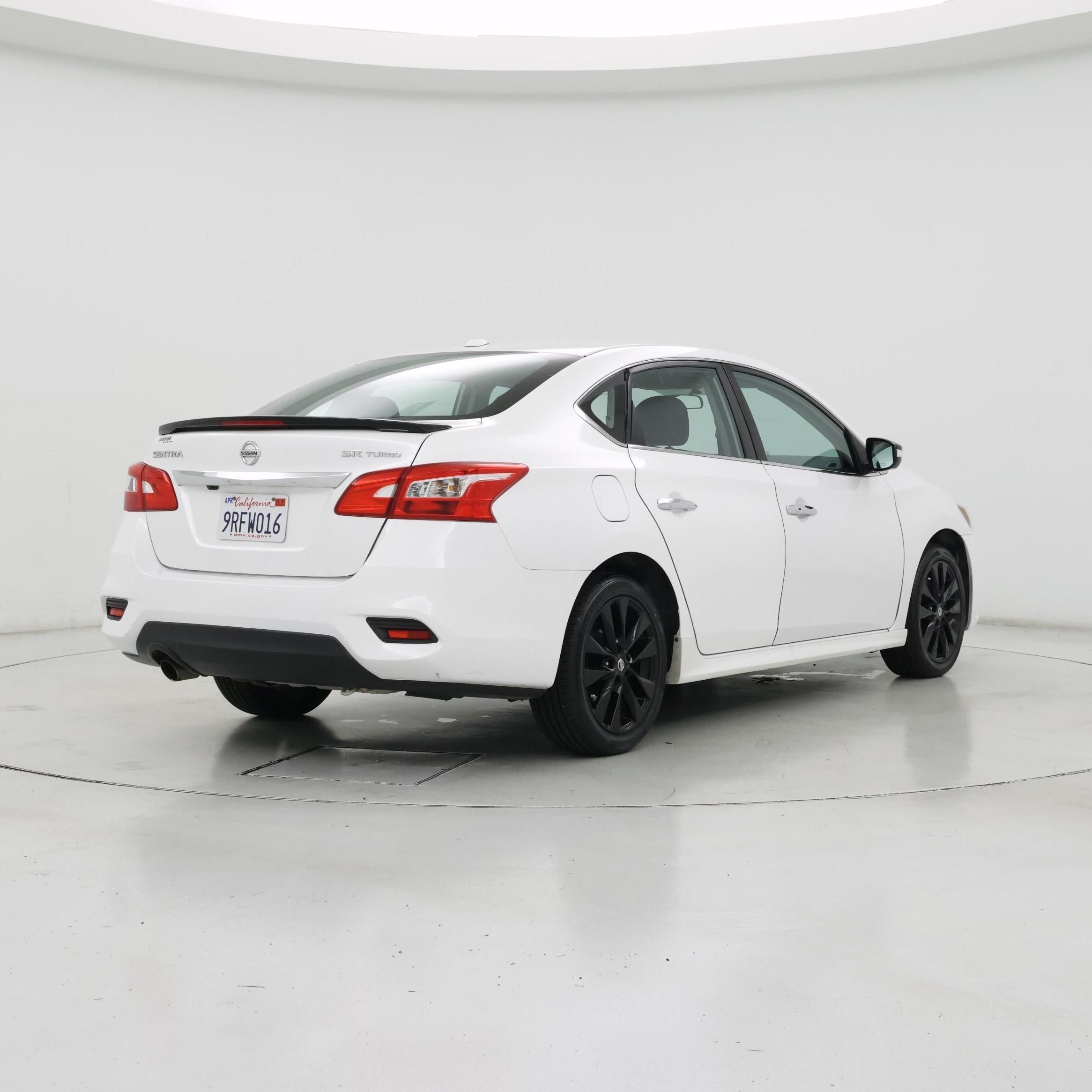 Thumbnail: 2017 Nissan Sentra - 8