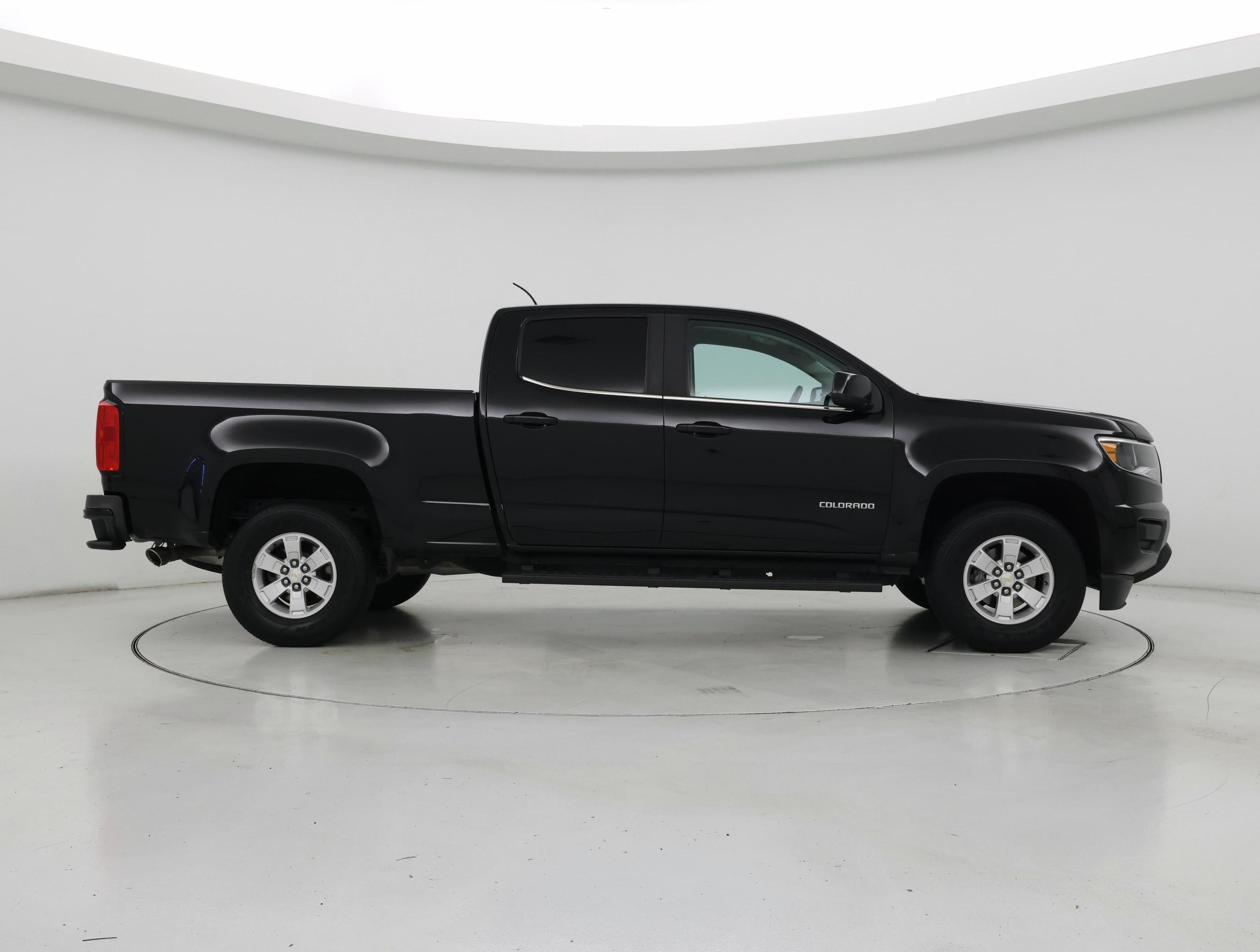 Thumbnail: 2017 Chevrolet Colorado - 7