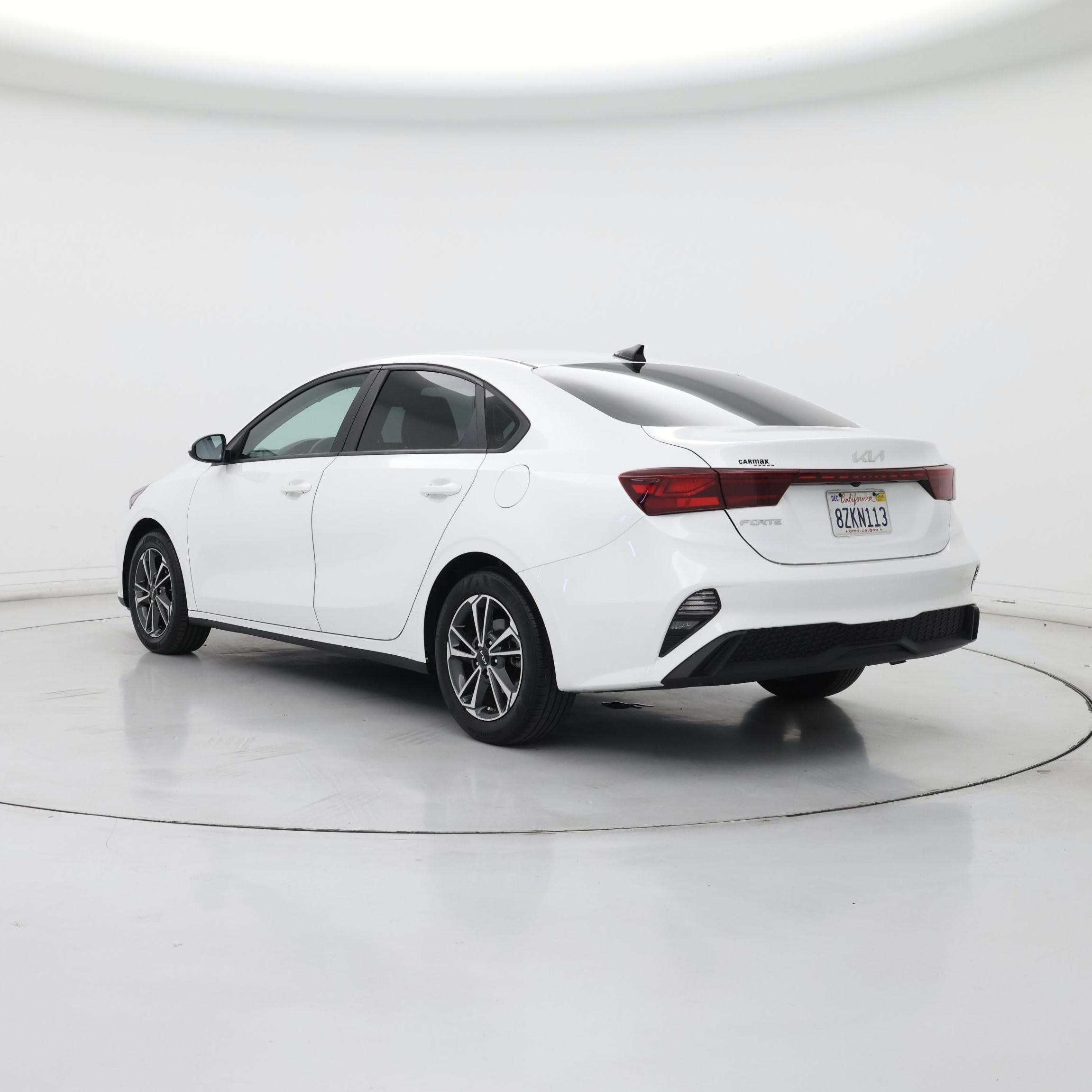 Thumbnail: 2022 Kia Forte - 2