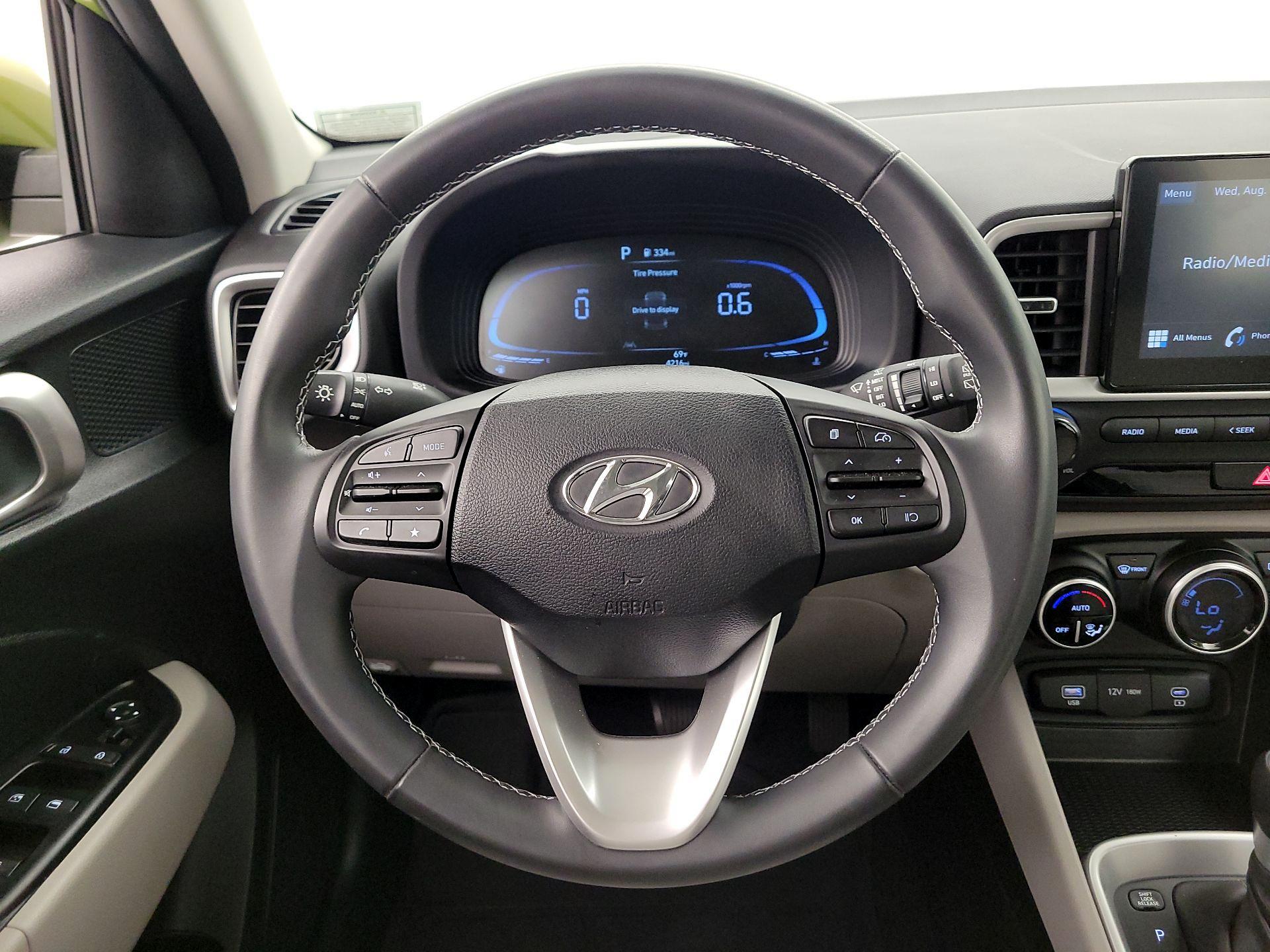 Thumbnail: 2024 Hyundai Venue - 10