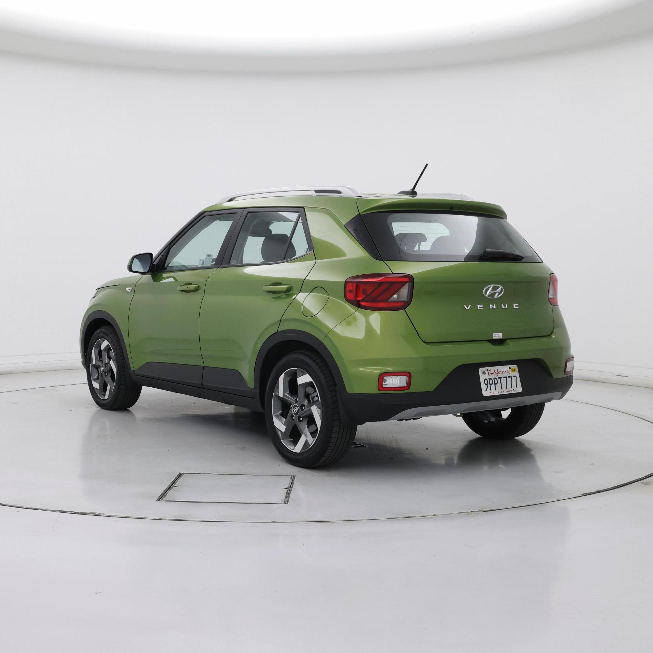 Thumbnail: 2024 Hyundai Venue - 2