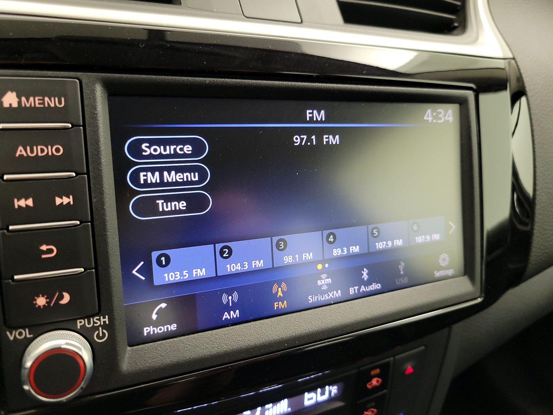 Thumbnail: 2019 Nissan Sentra - 15