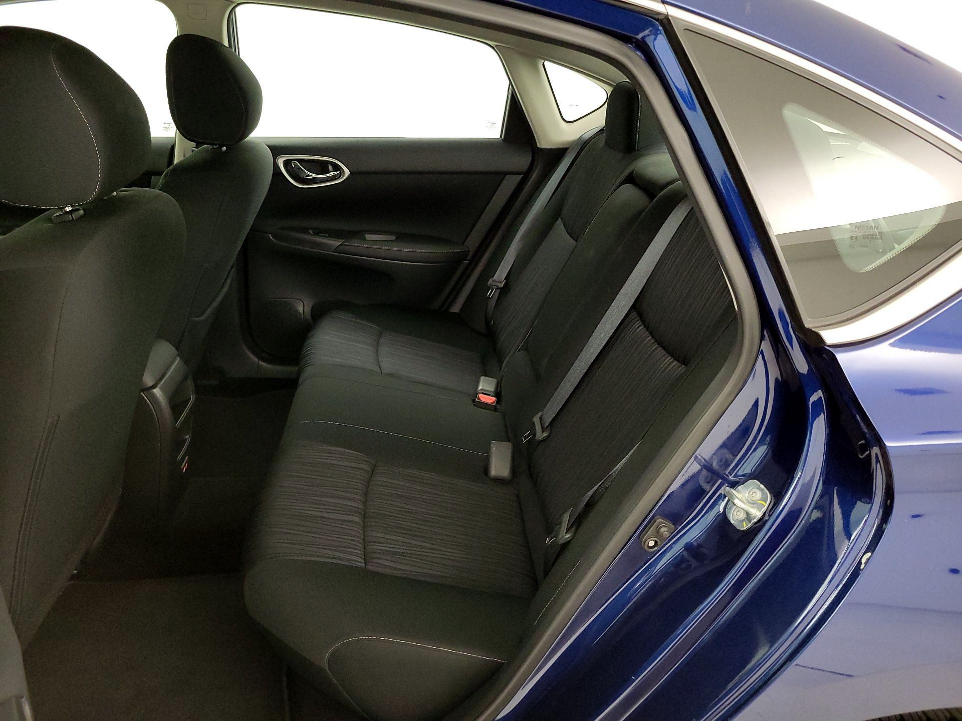Thumbnail: 2019 Nissan Sentra - 19