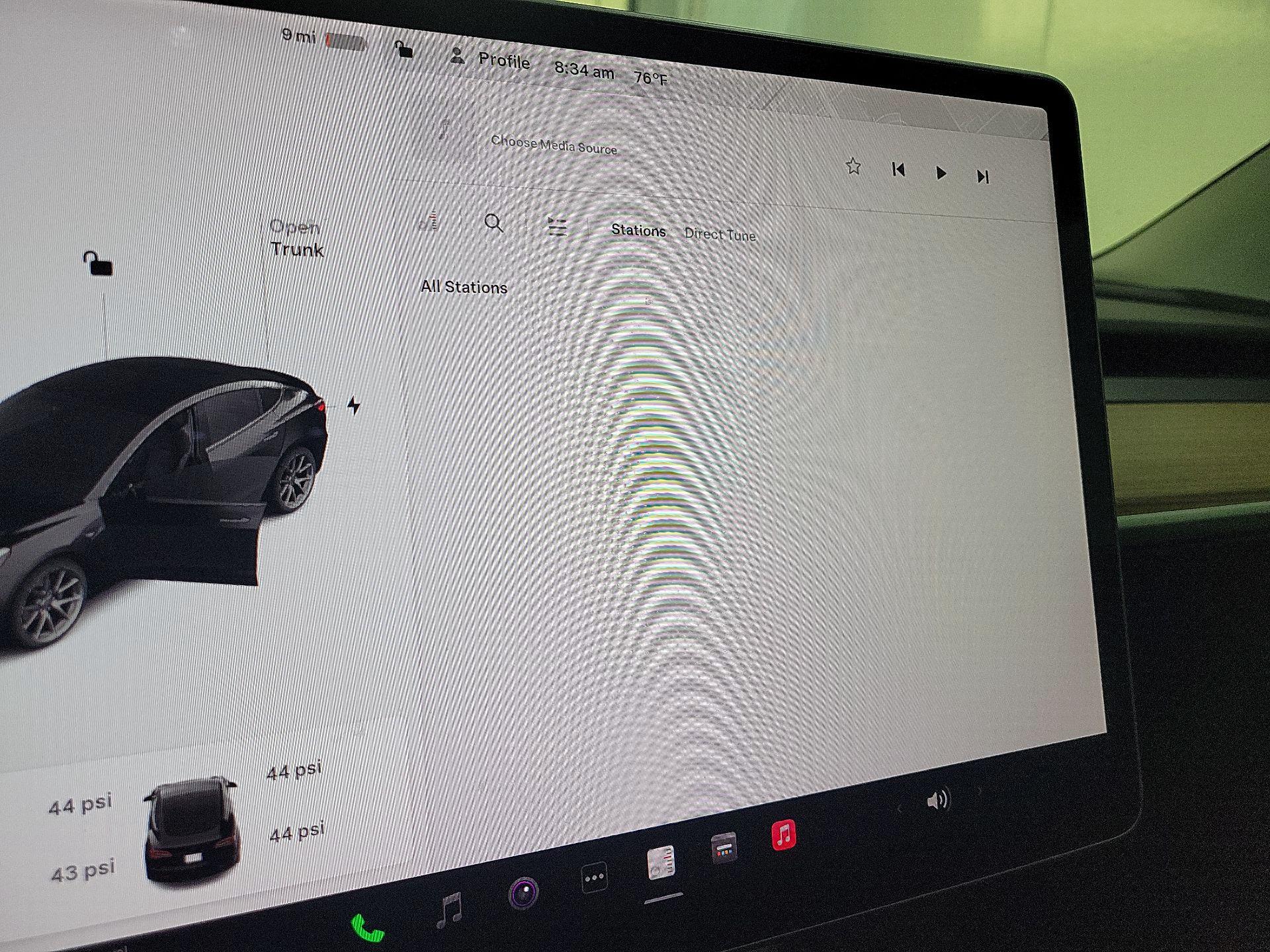 Thumbnail: 2022 Tesla Model 3 - 15