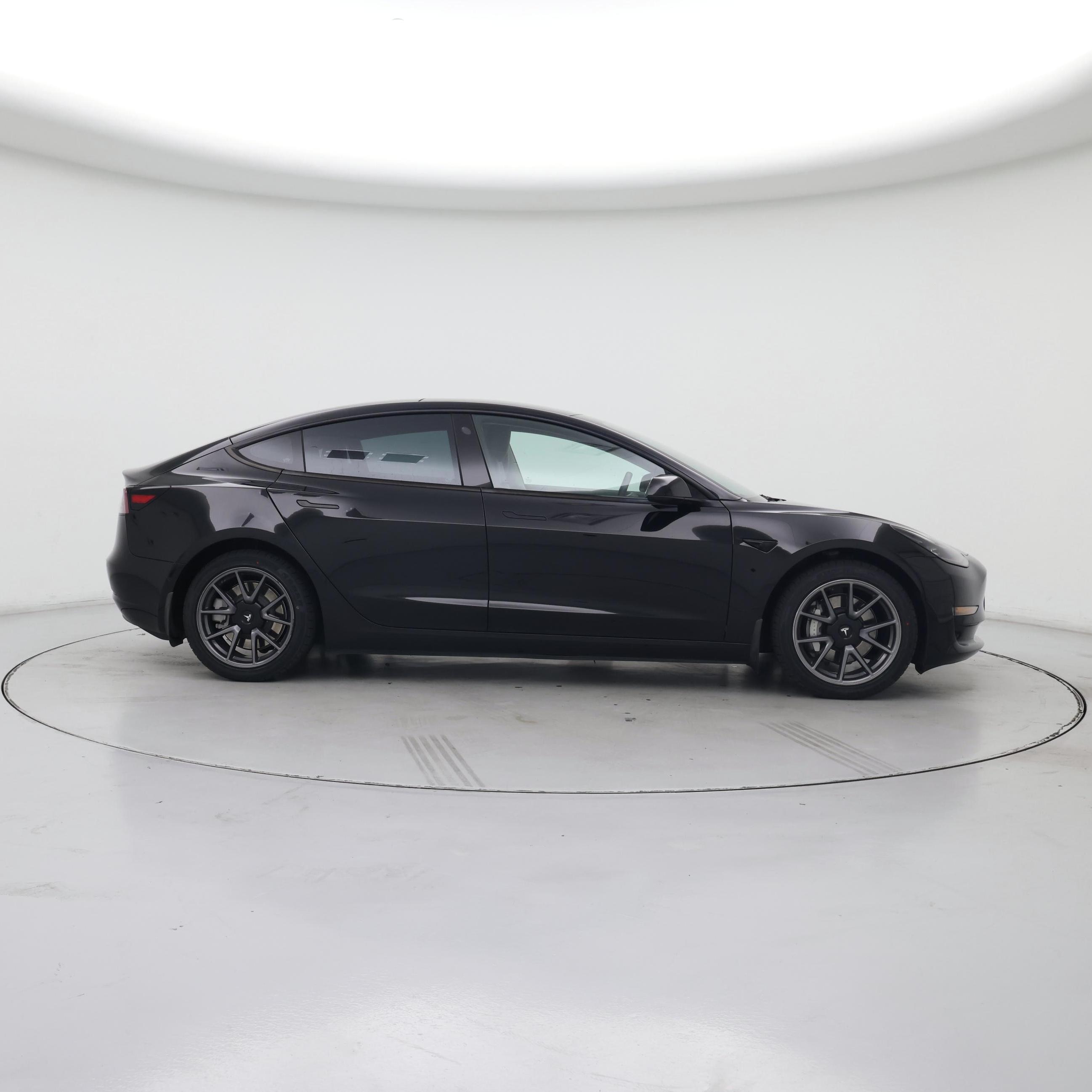 Thumbnail: 2022 Tesla Model 3 - 7