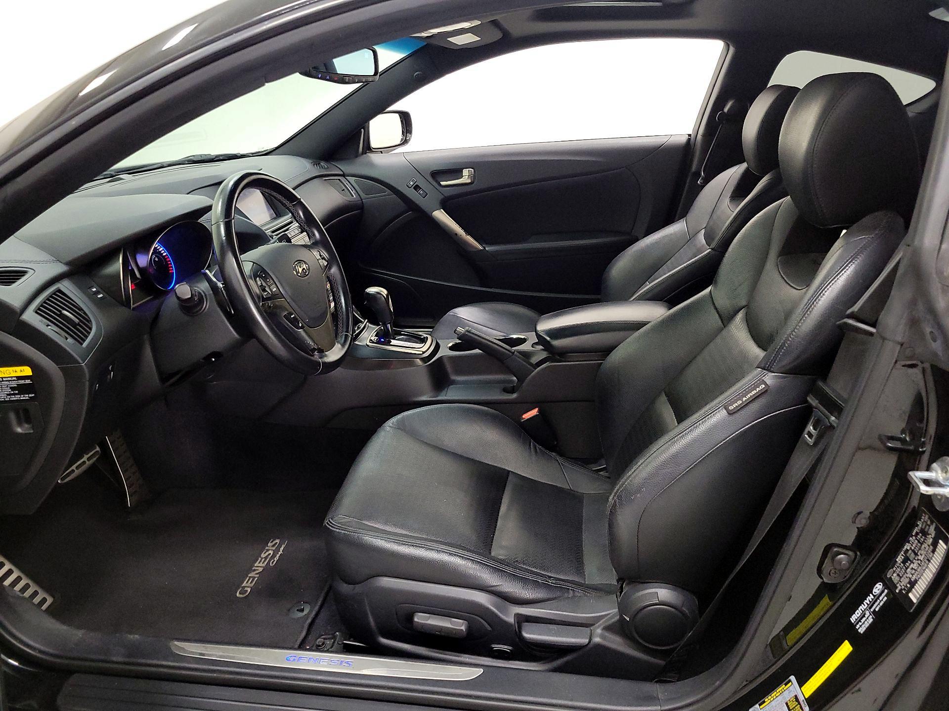 Thumbnail: 2015 Hyundai Genesis - 11