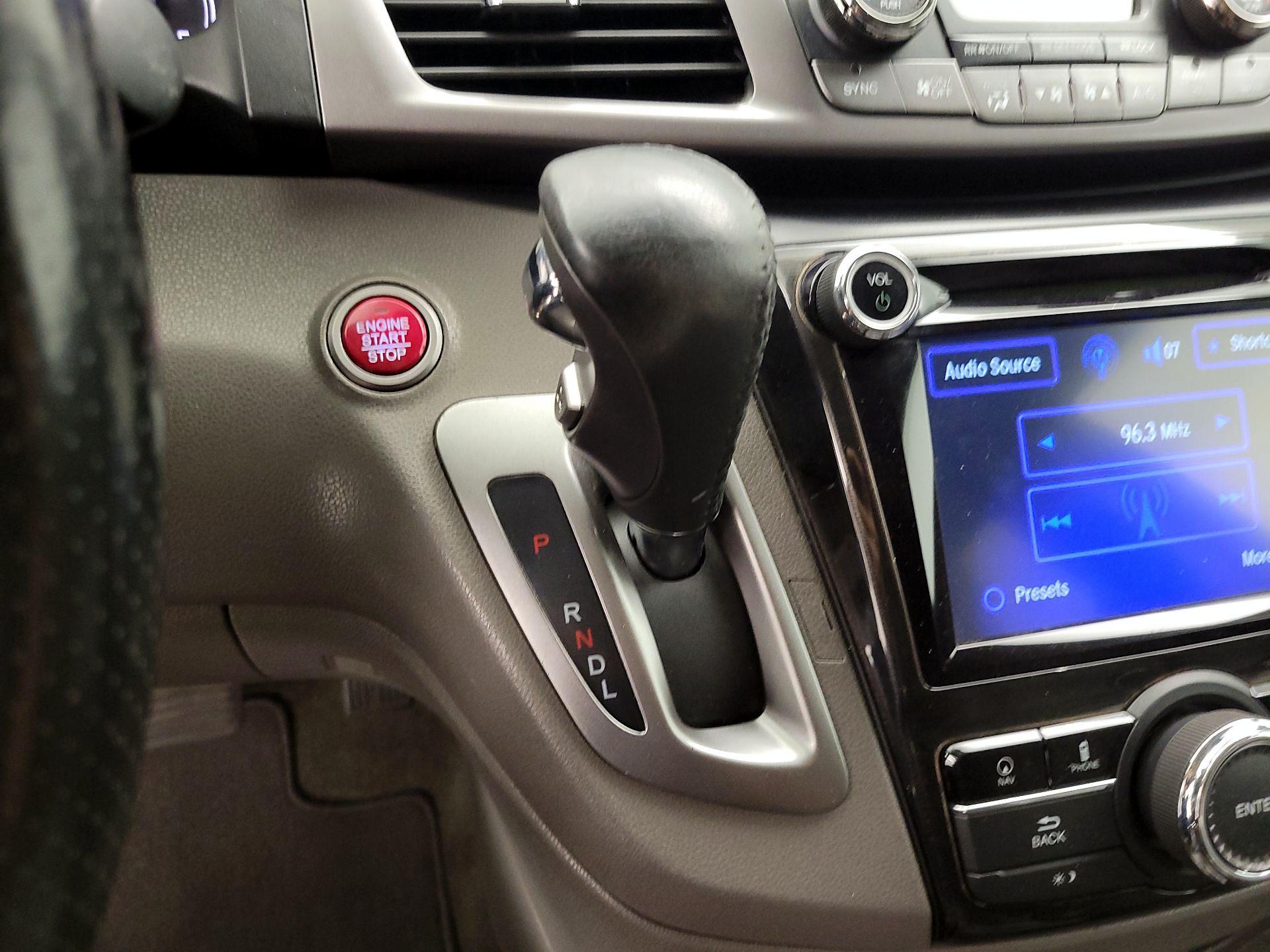 Thumbnail: 2015 Honda Odyssey - 17