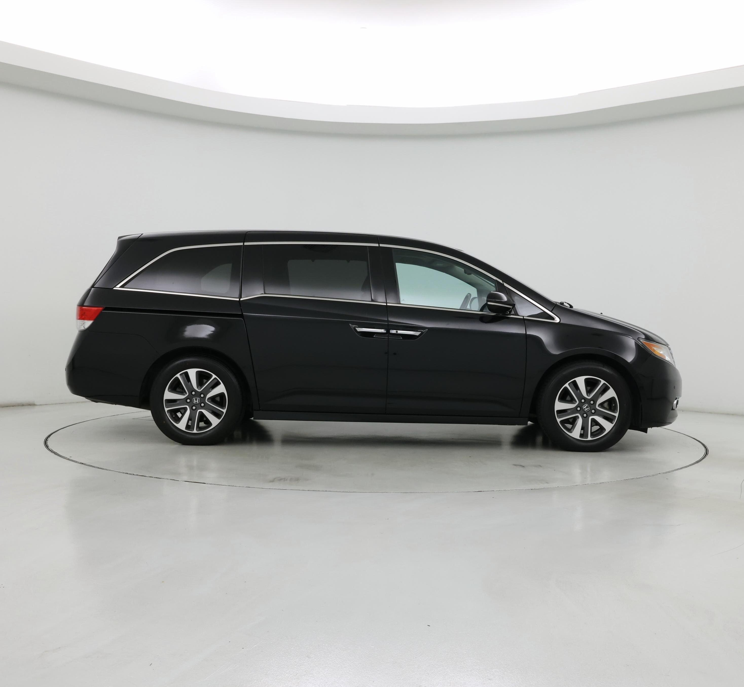 Thumbnail: 2015 Honda Odyssey - 7