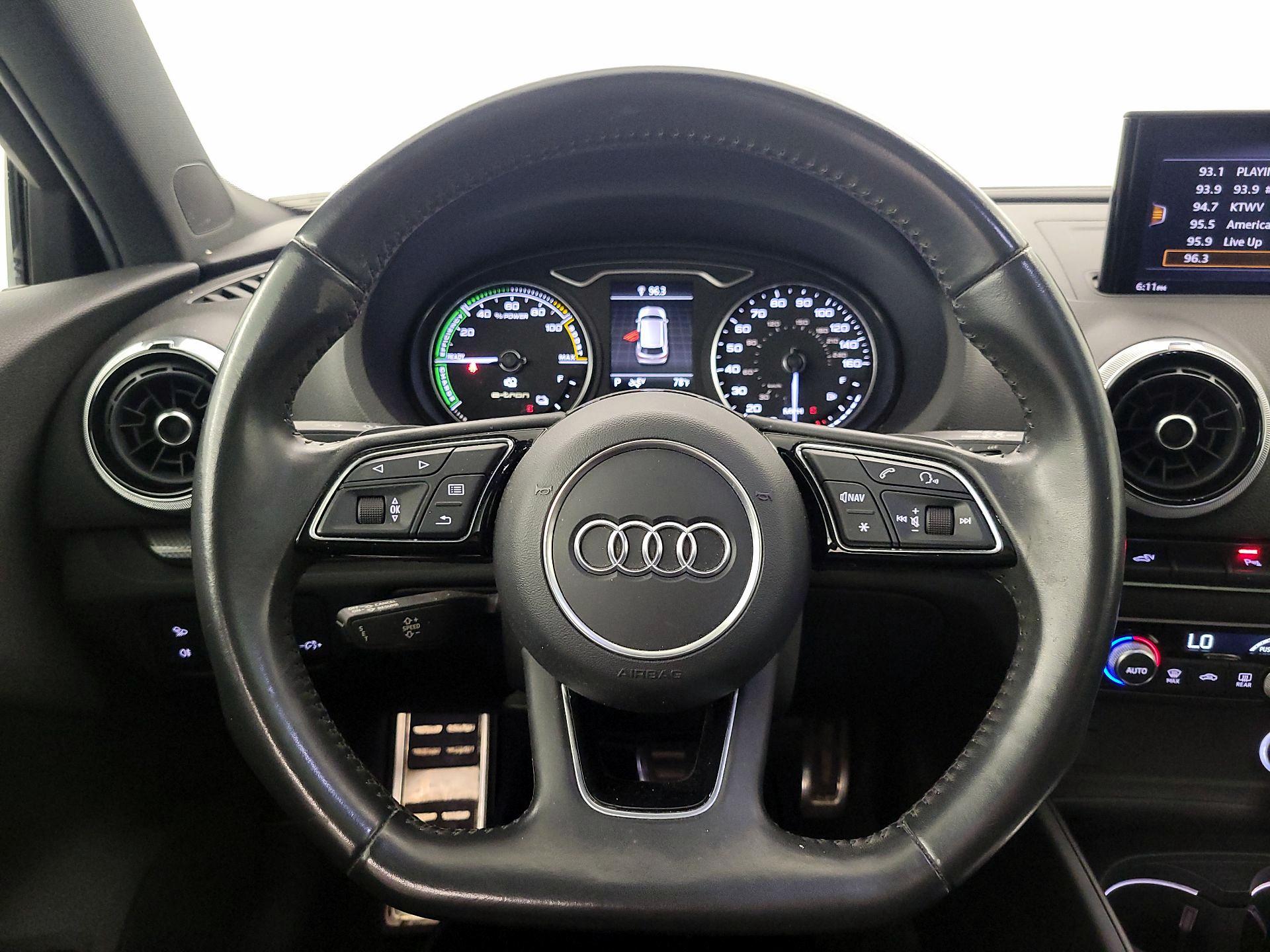 Thumbnail: 2018 Audi A3 - 10
