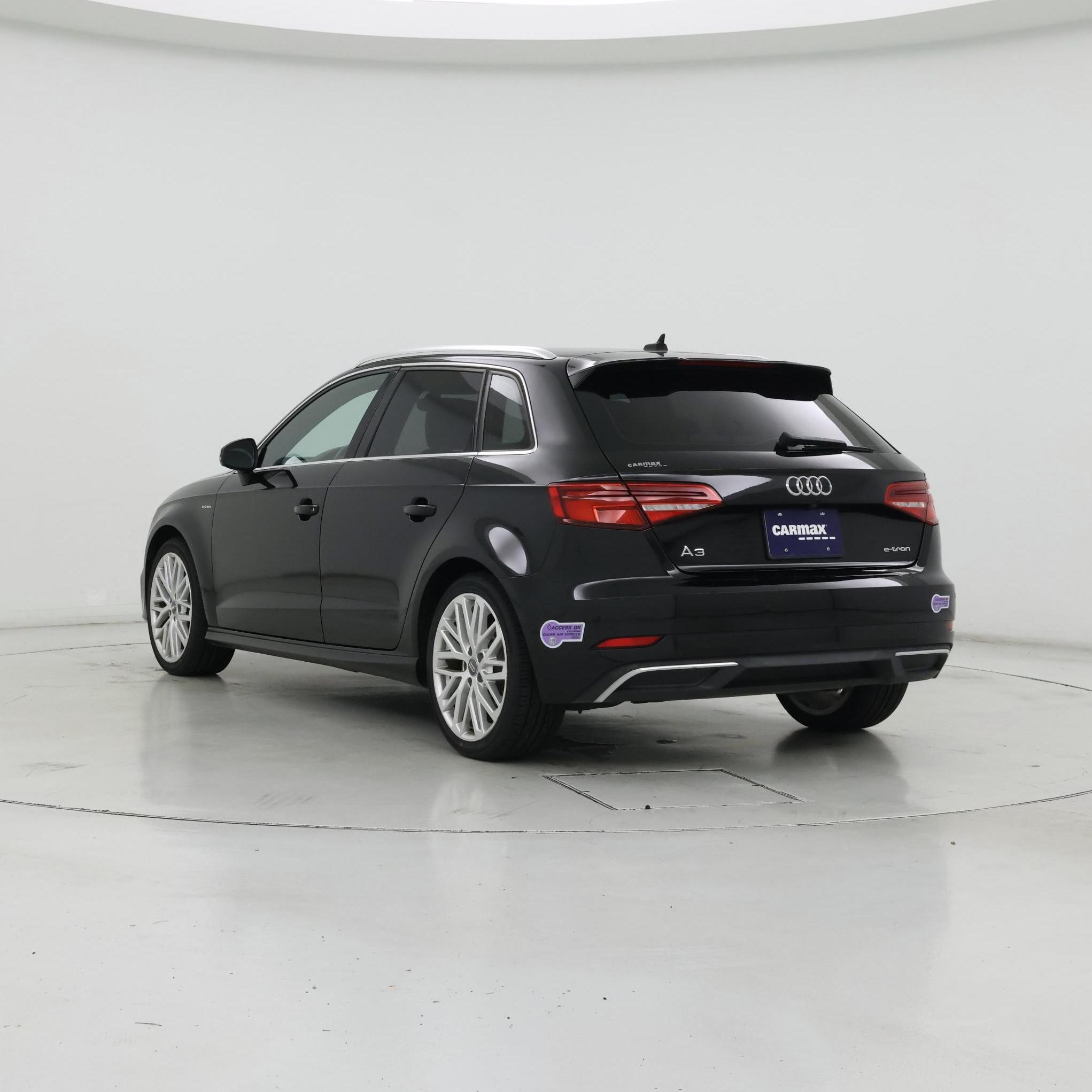 Thumbnail: 2018 Audi A3 - 2