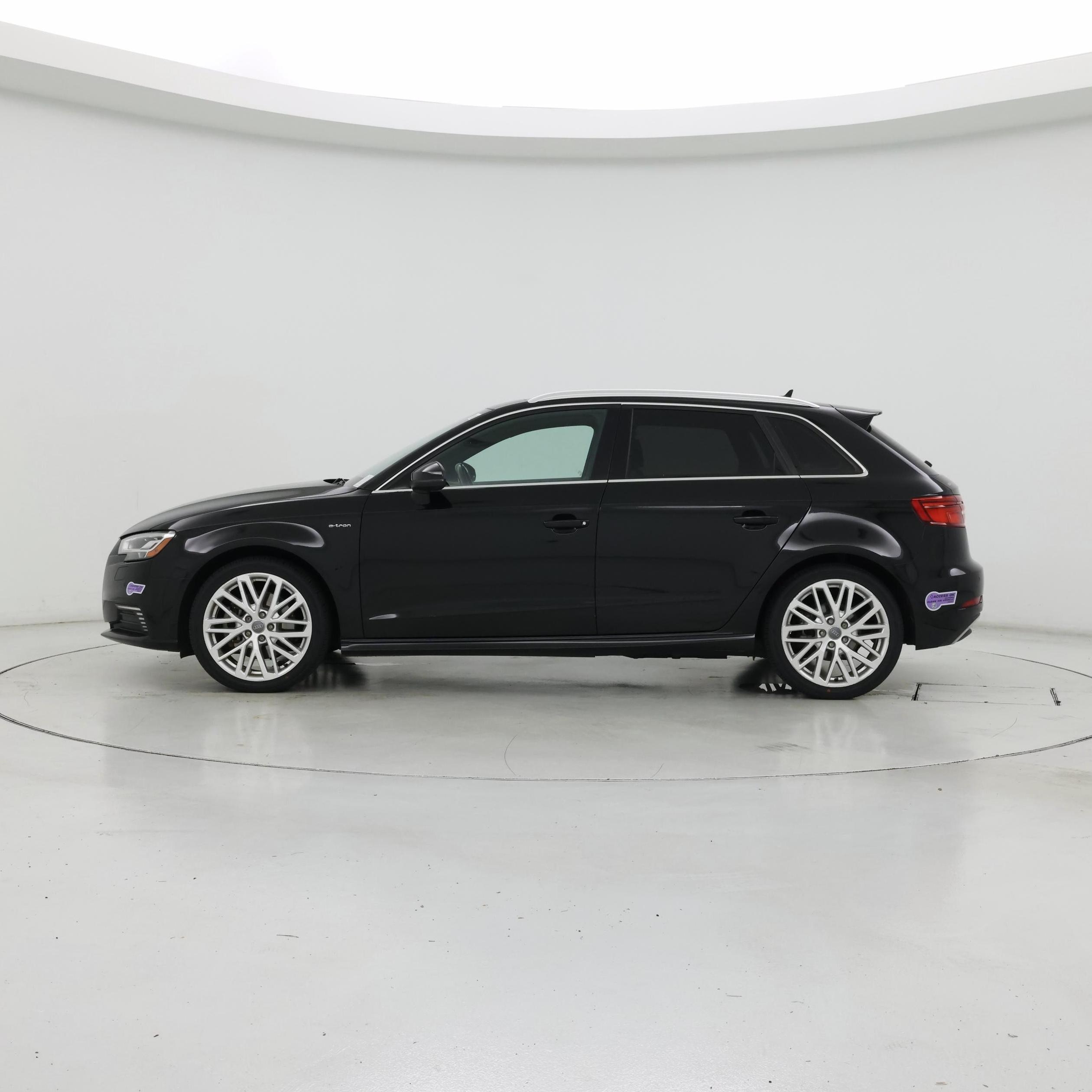 Thumbnail: 2018 Audi A3 - 3