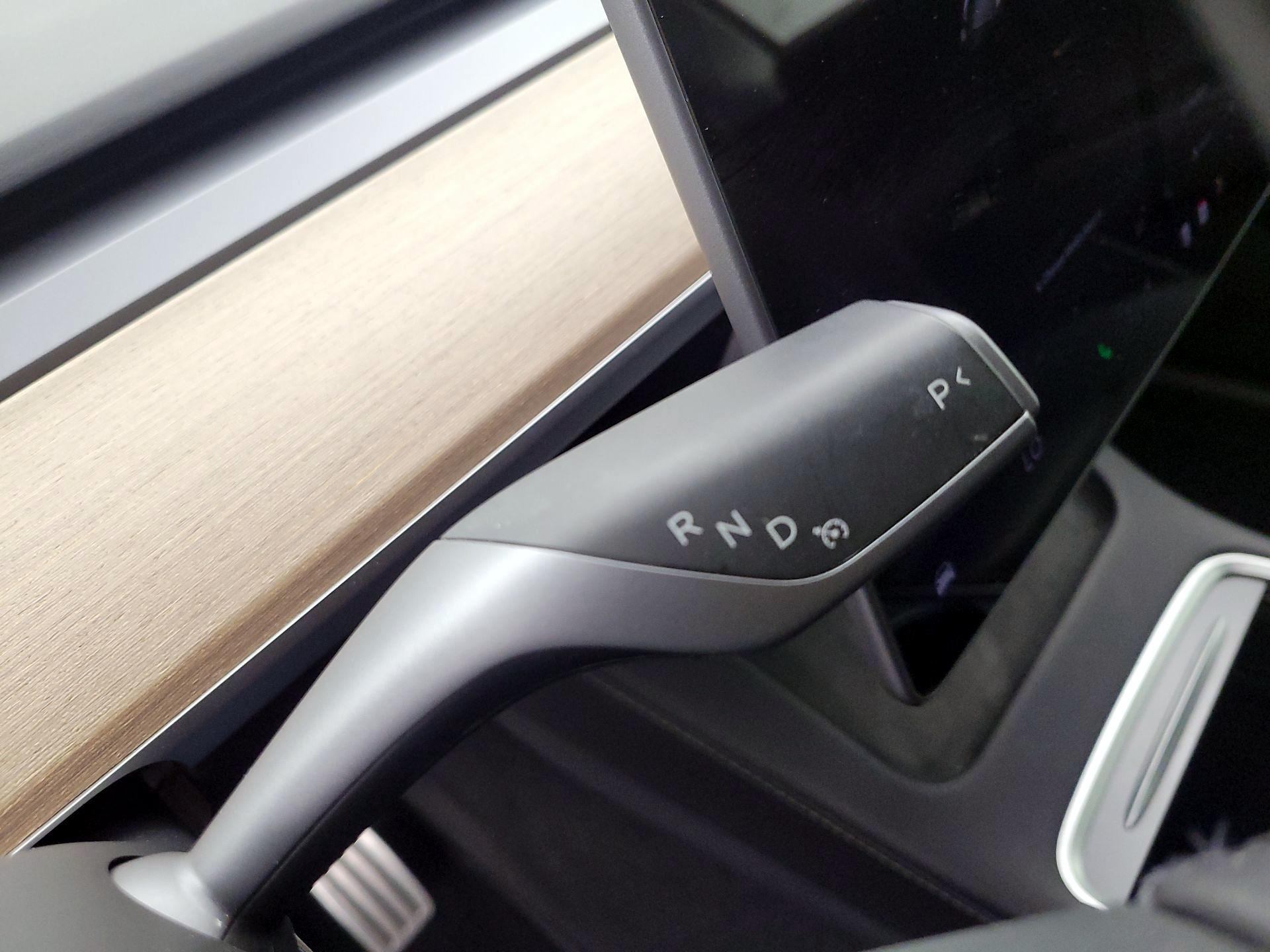 Thumbnail: 2022 Tesla Model Y - 17