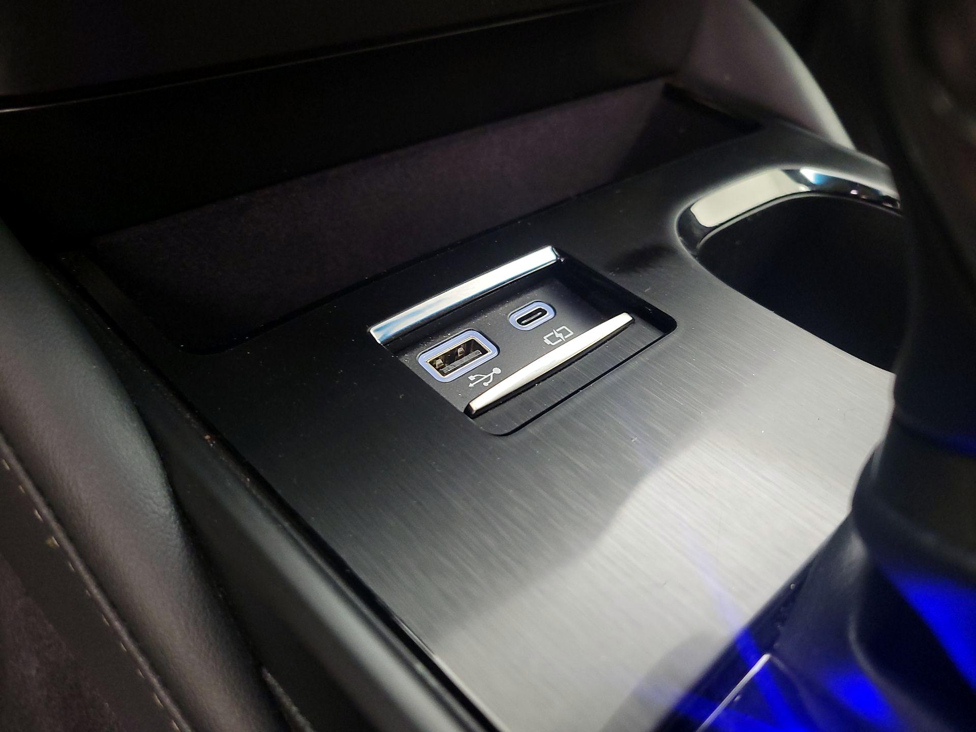 Thumbnail: 2024 Lexus ES - 18