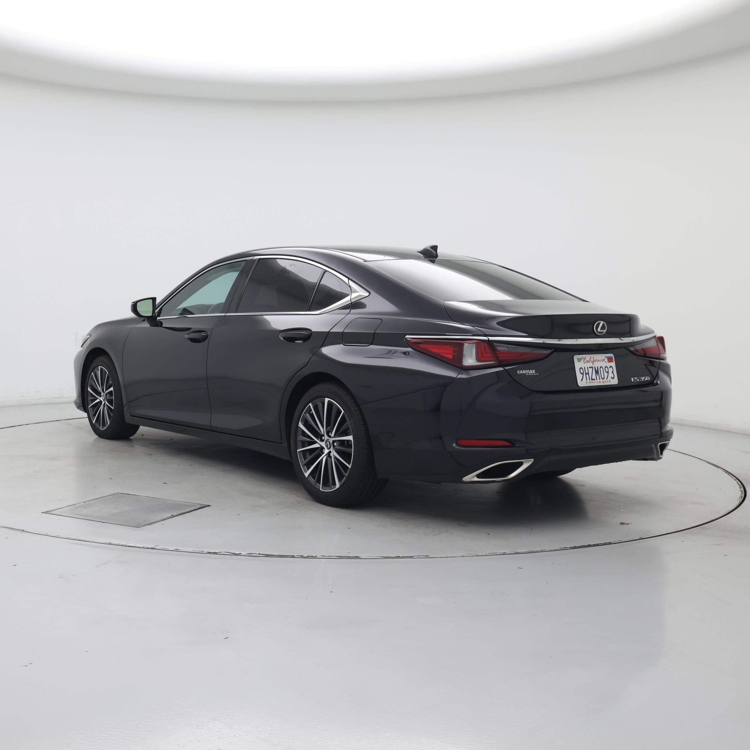 Thumbnail: 2024 Lexus ES - 2