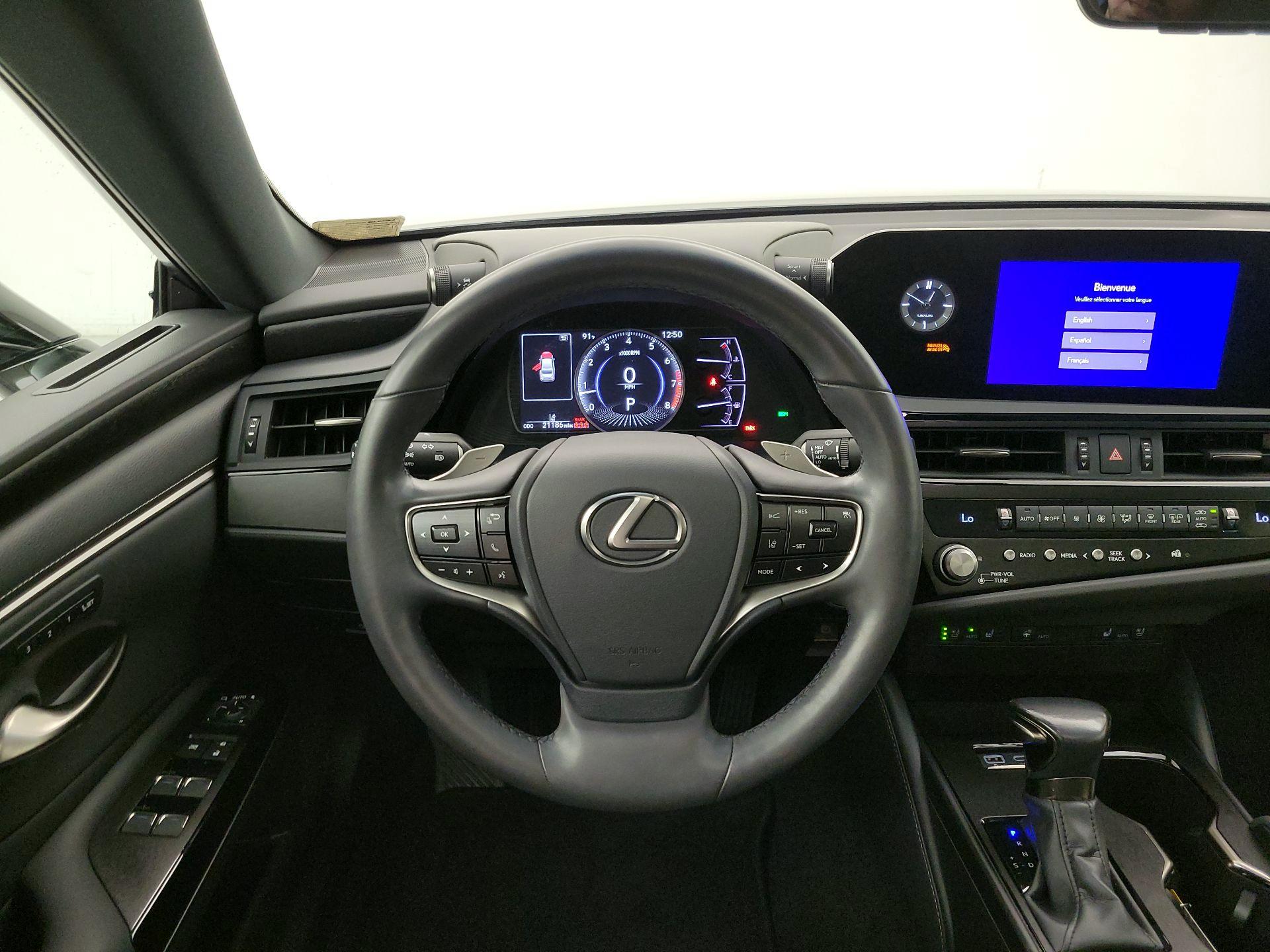 Thumbnail: 2023 Lexus ES - 10