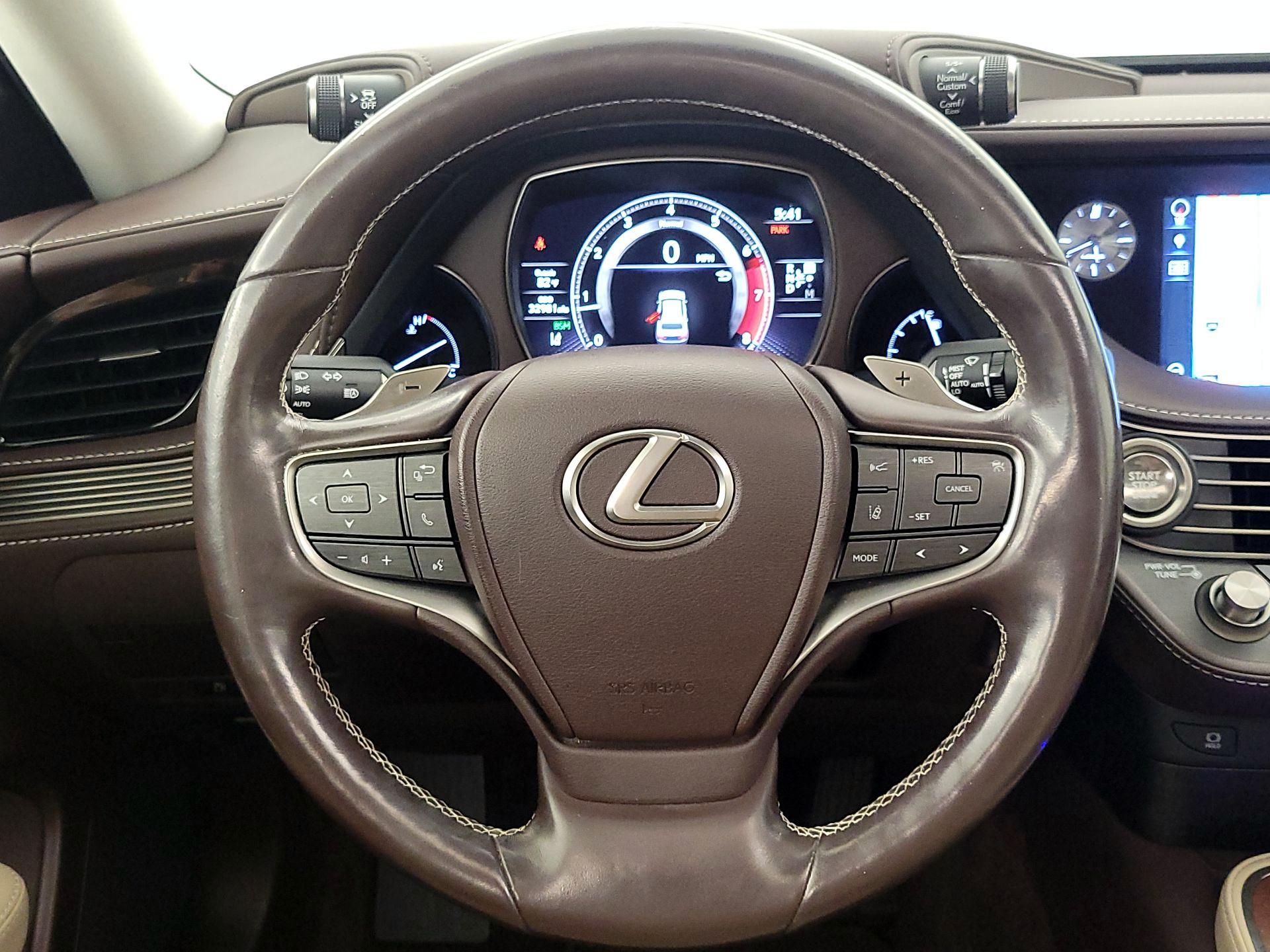 Thumbnail: 2018 Lexus LS - 10