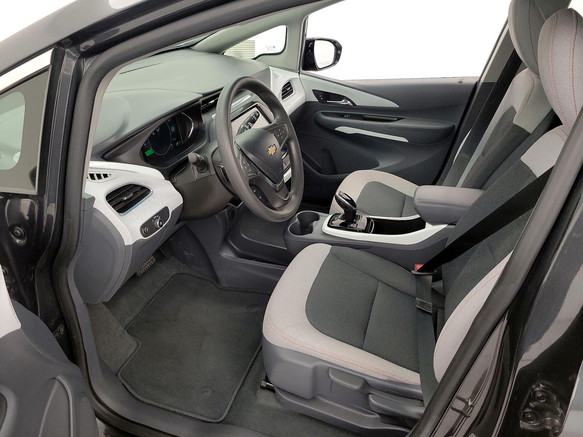 Thumbnail: 2021 Chevrolet Bolt EV - 11