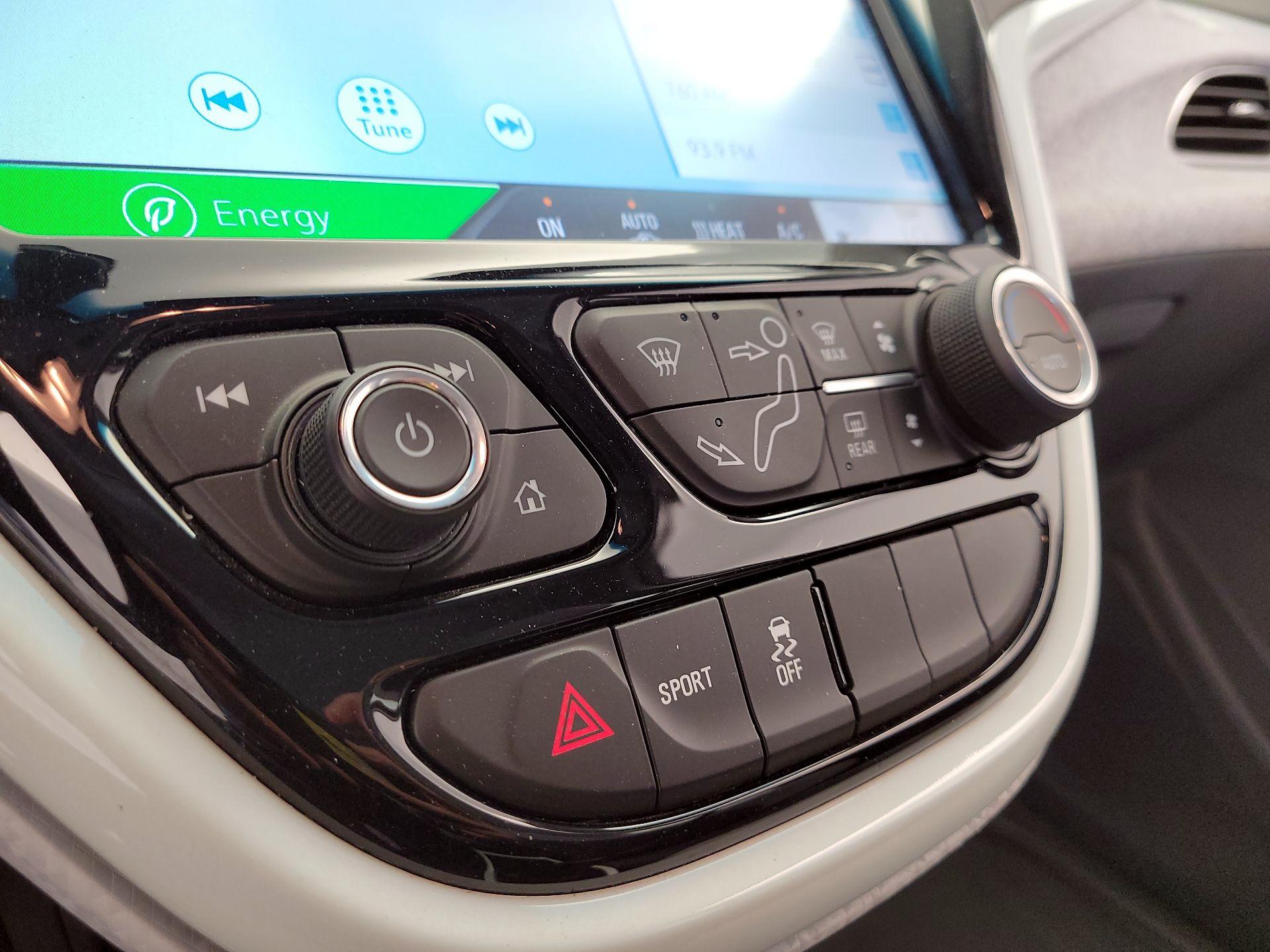 Thumbnail: 2021 Chevrolet Bolt EV - 16